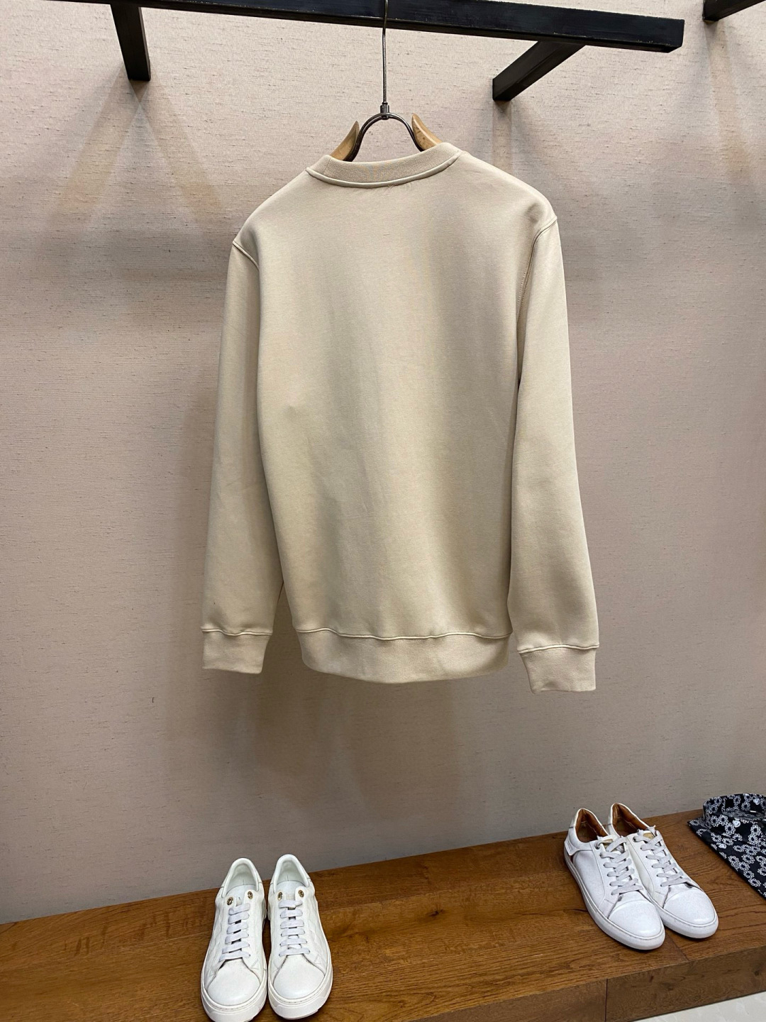 BBR，25秋冬新季新品到货 设计圆领卫衣 品质高新质感液氨空气棉 亲肤软滑 新元素专柜官网热推产品 顶