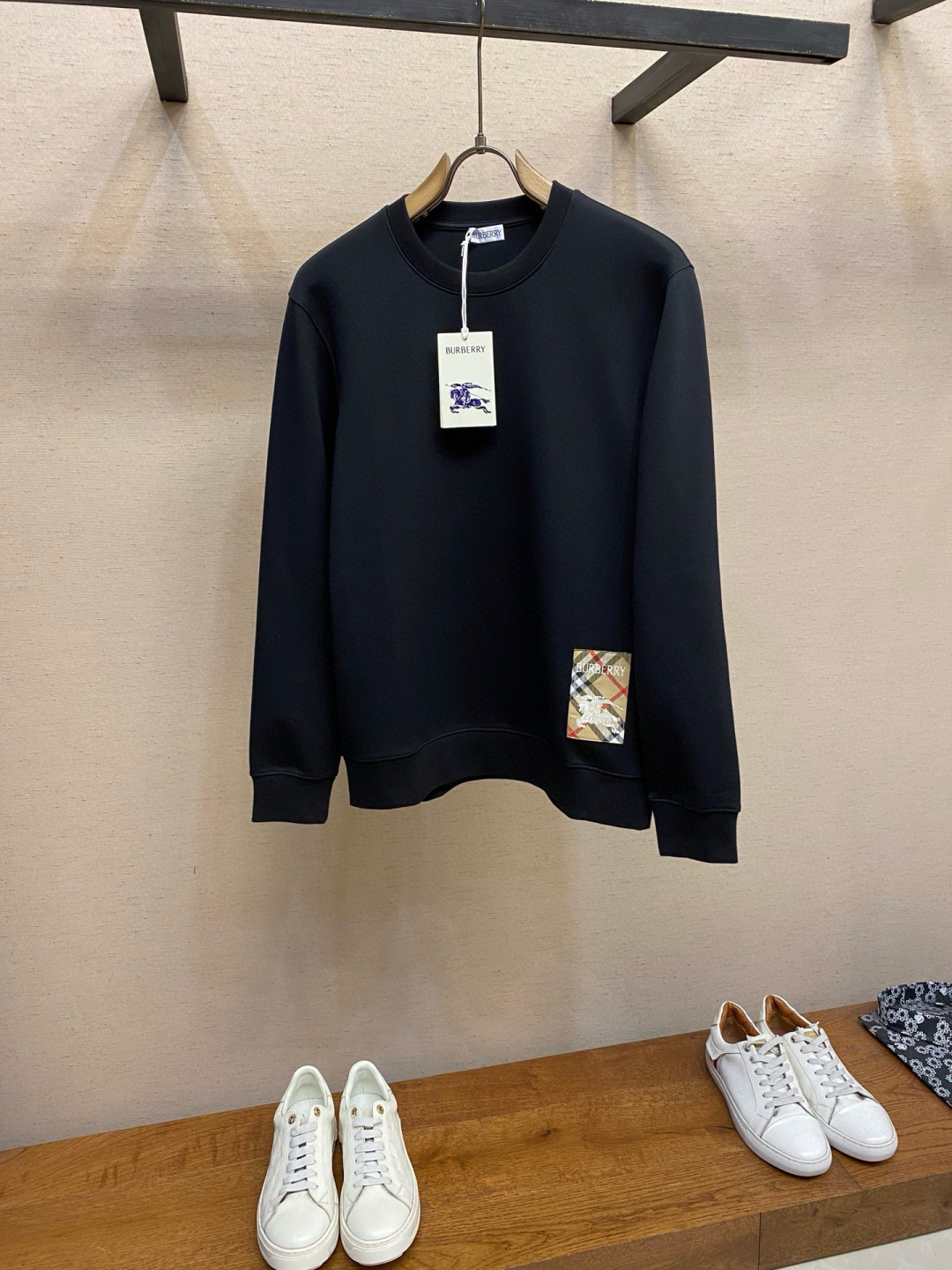 BBR，25秋冬新季新品到货 设计圆领卫衣 品质高新质感液氨空气棉 亲肤软滑 新元素专柜官网热推产品 顶