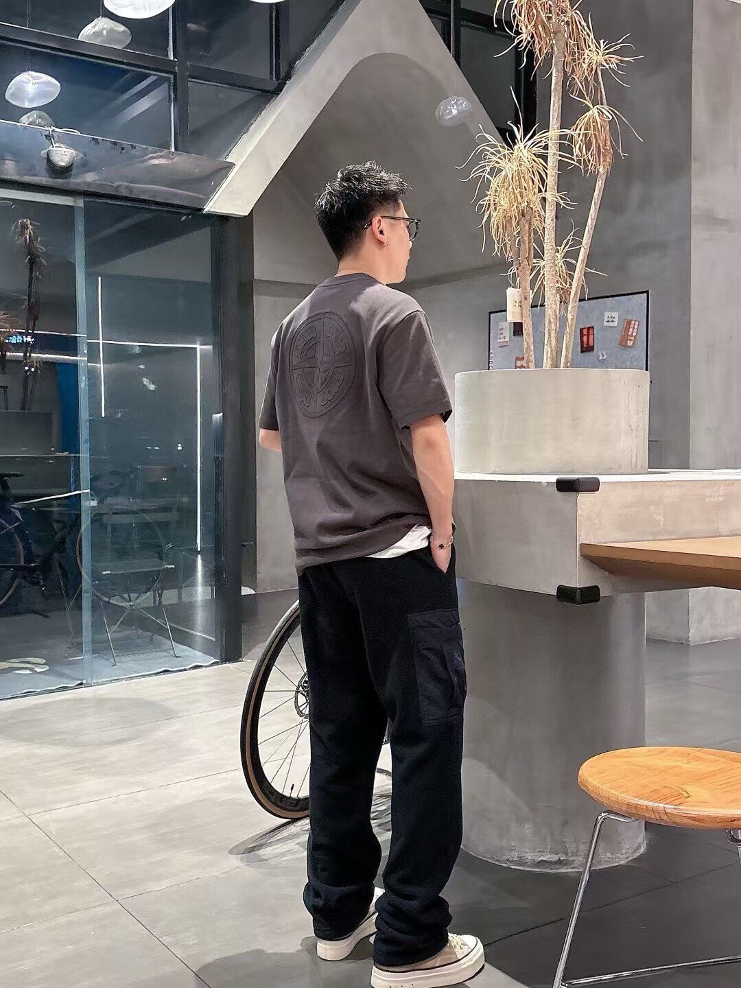 Dio 2025秋冬短袖系列尺码: M-3XL版型：微阔版型克重：270克重成份：碳素磨毛罗马棉平纹面料