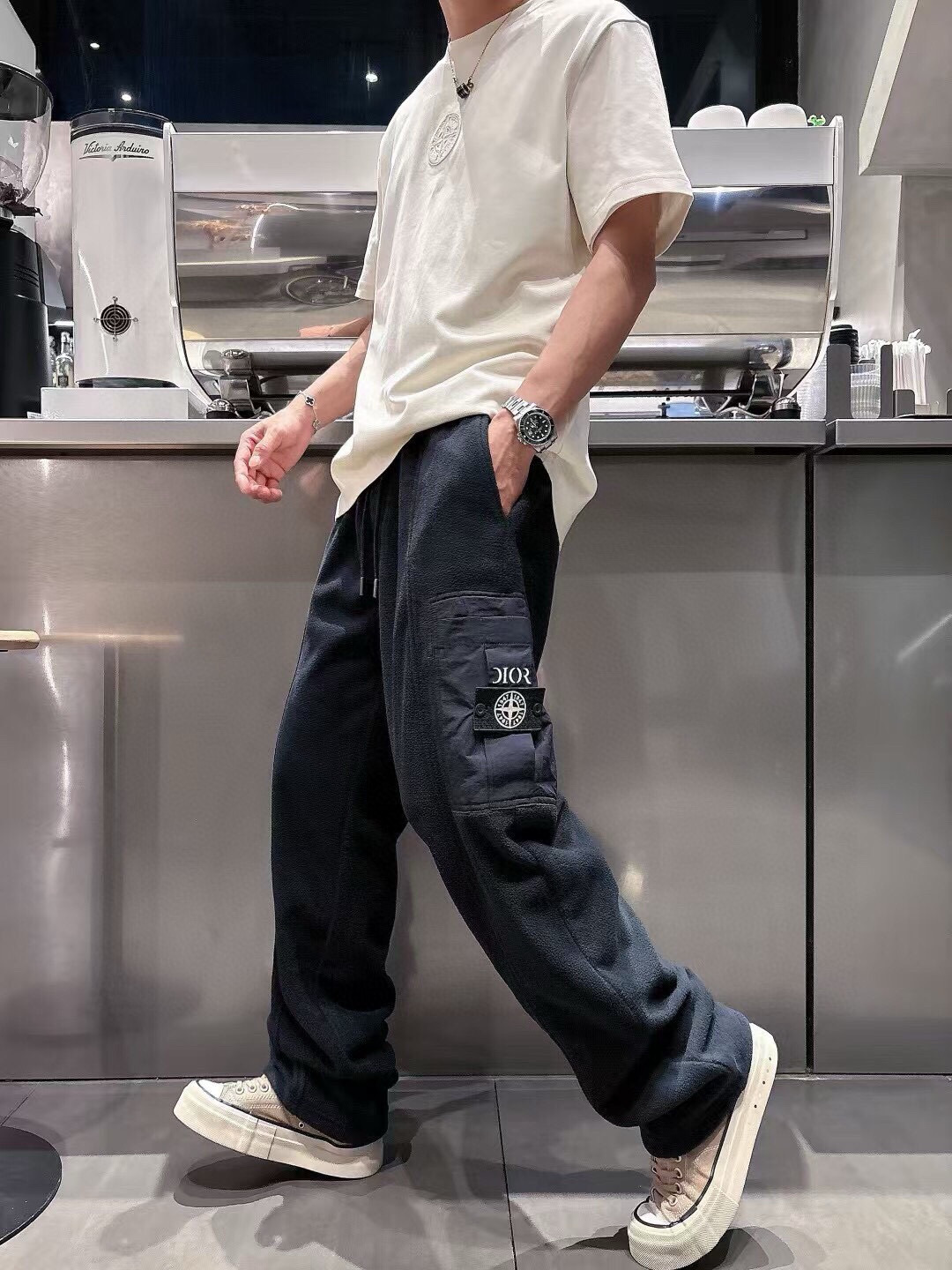 Dio 2025秋冬短袖系列尺码: M-3XL版型：微阔版型克重：270克重成份：碳素磨毛罗马棉平纹面料