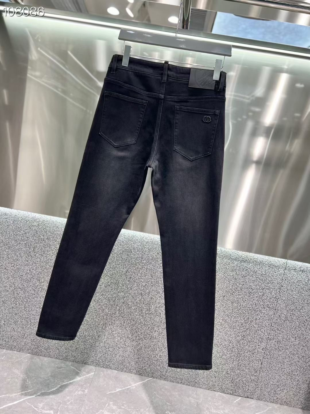 MK 𝟐𝟎𝟐𝟓秋冬上新高订轻奢牛仔 现货供应 特殊成份莱赛尔面料 𝟏𝟓𝟖𝟎# 烟灰 码数: 𝟐𝟗-𝟑𝟖