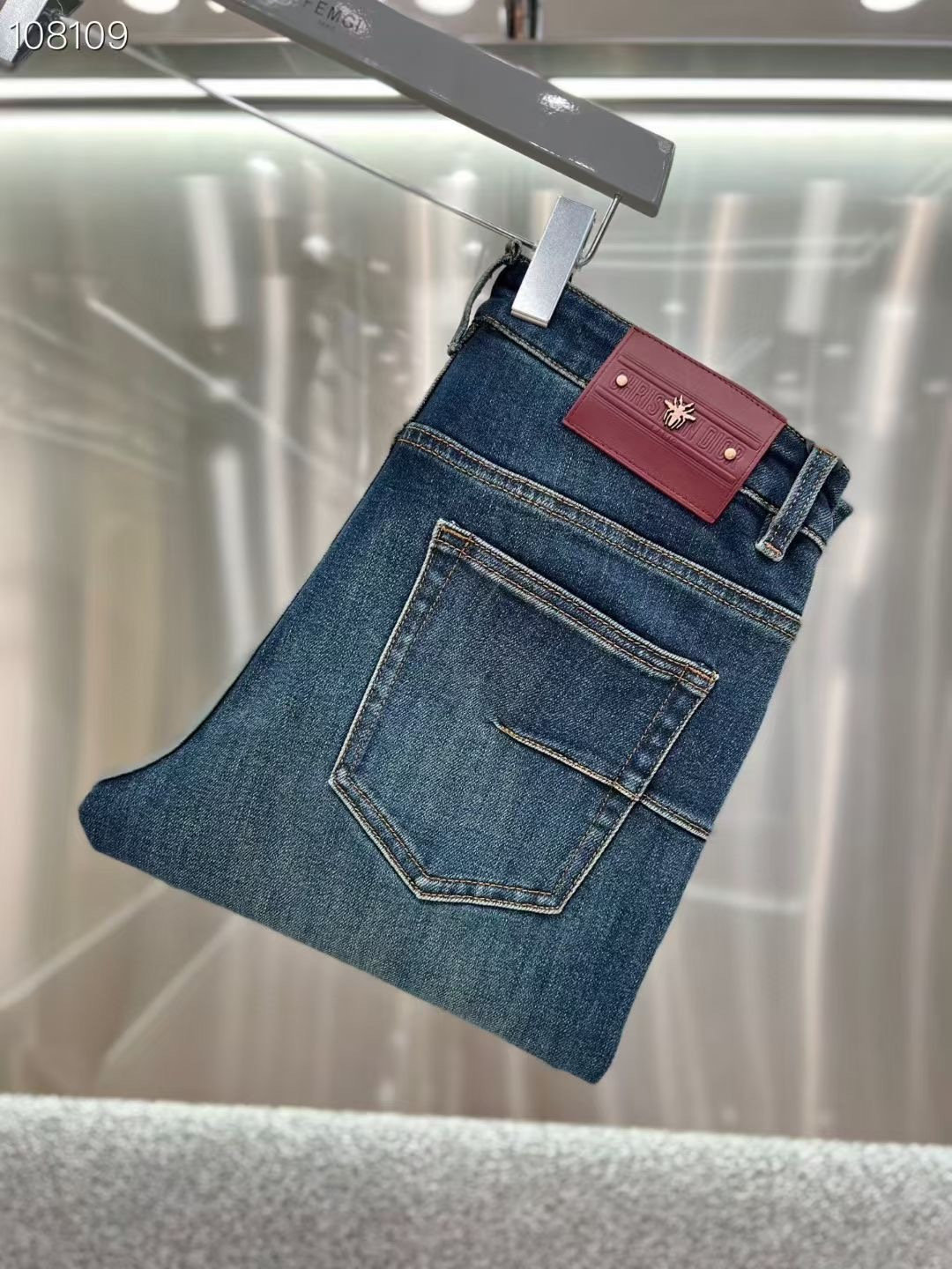 D家𝟐𝟎𝟐𝟓秋冬上新高订欧货牛仔 现货供应 高端精梳棉面料𝟏𝟓𝟖𝟗# 兰牛 码数: 𝟐𝟗-𝟑𝟖