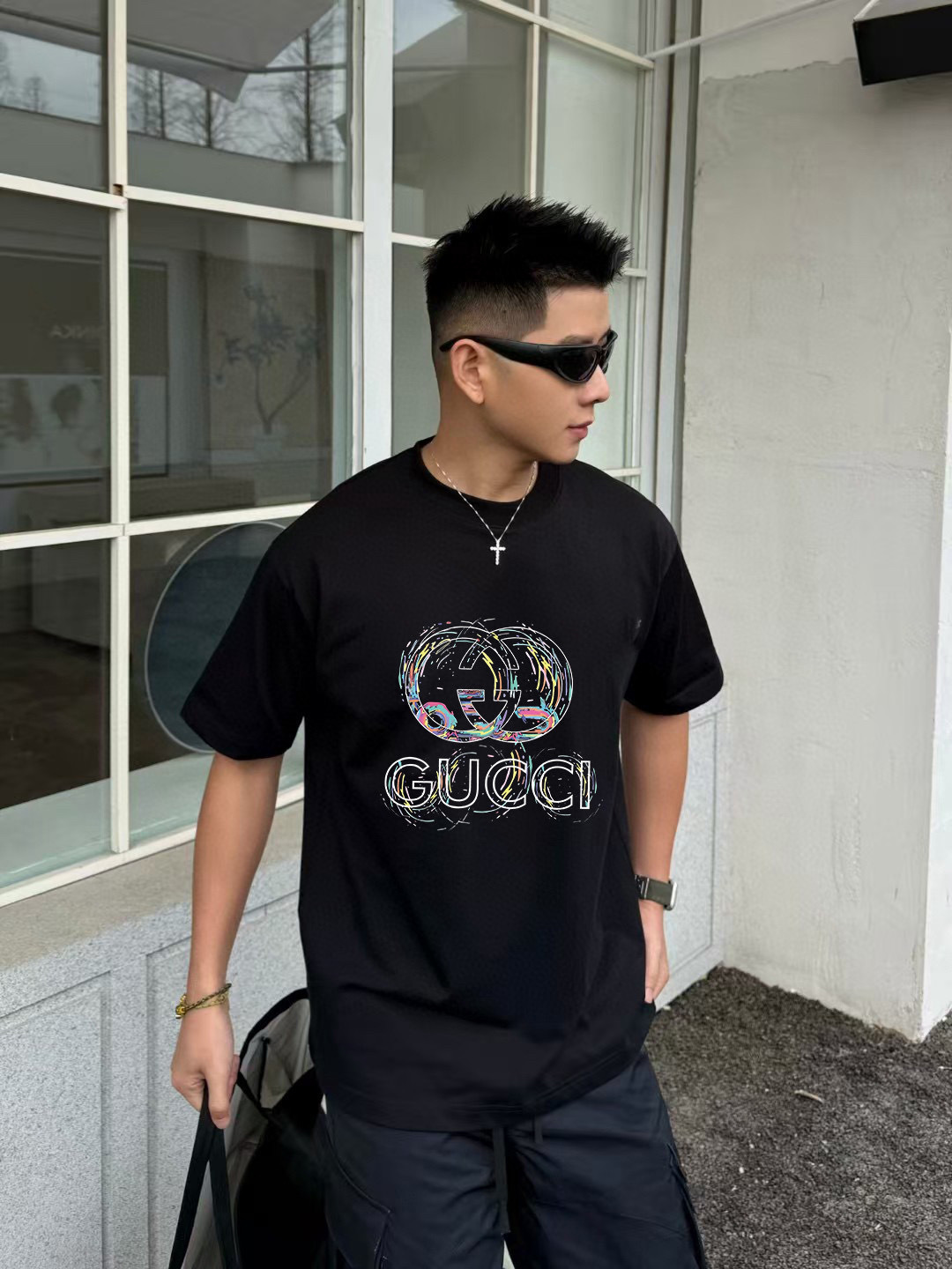 GUCC*2025秋季新款 个性字母logo印花 定制面料300g  短袖T恤  男女同款颜色：黑色 杏