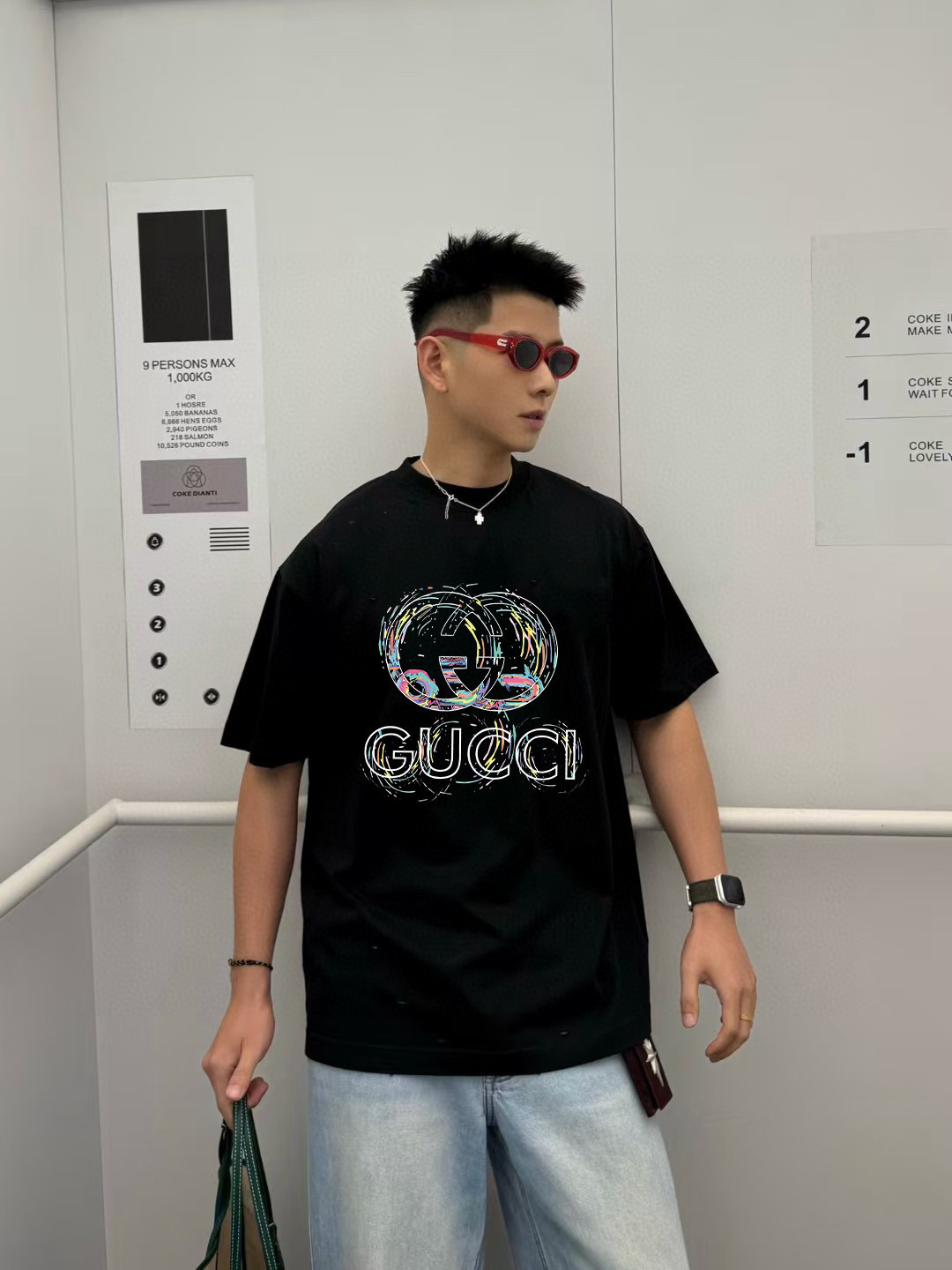 GUCC*2025秋季新款 个性字母logo印花 定制面料300g  短袖T恤  男女同款颜色：黑色 杏
