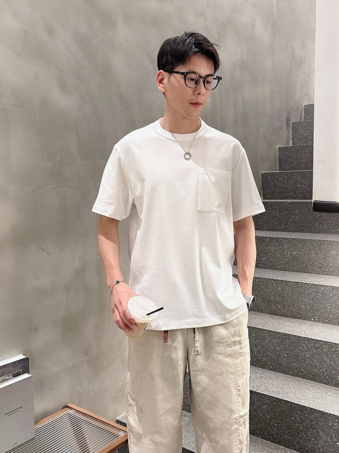 2025年 春夏系列🔥🔥H8058🔥🔥1.颜色：黑色 白色 灰色 豆绿 蓝色2.尺码：M-5XL3.版型