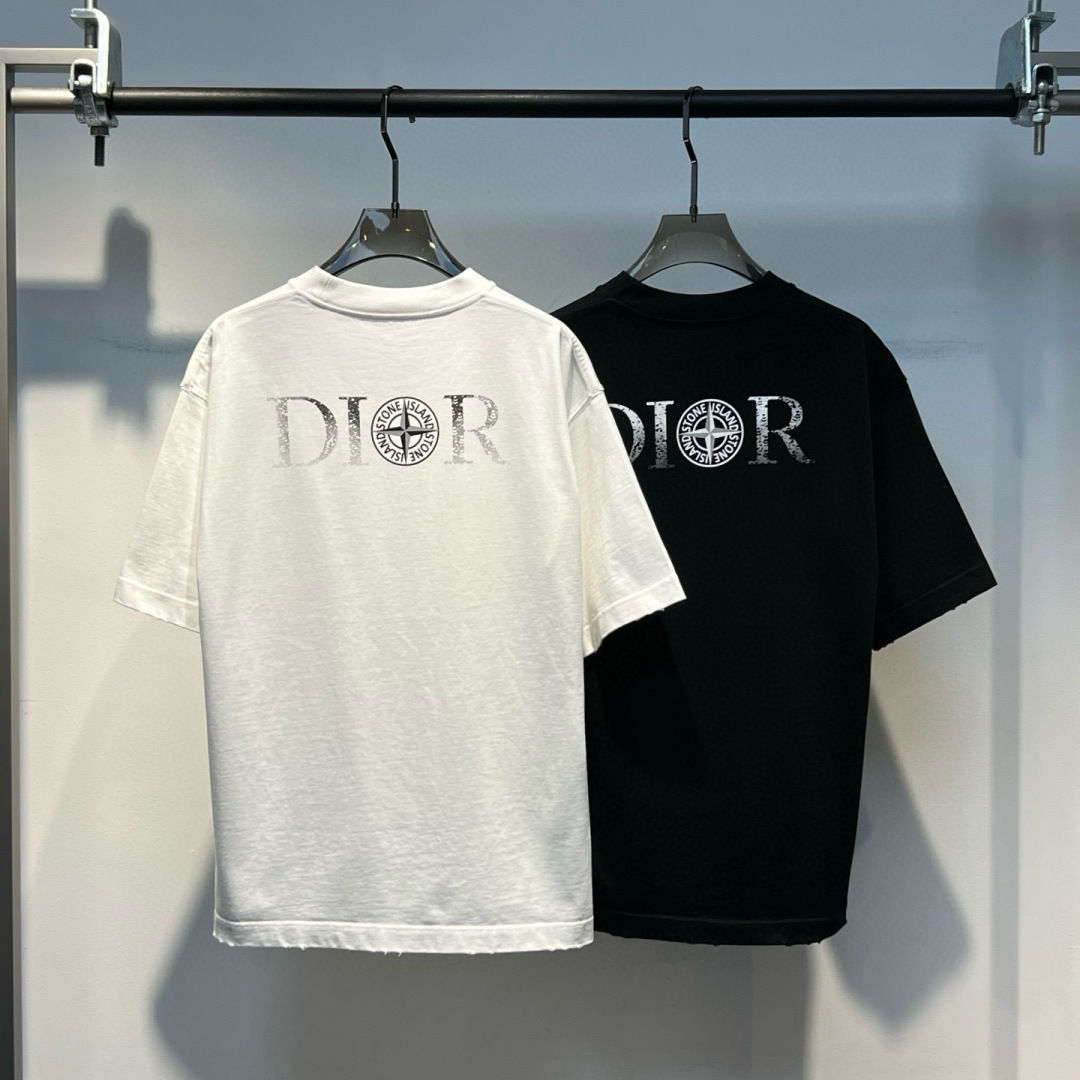 新款秋冬高克重T恤🆕颜色：黑，白码数：XS-XL款号：52099