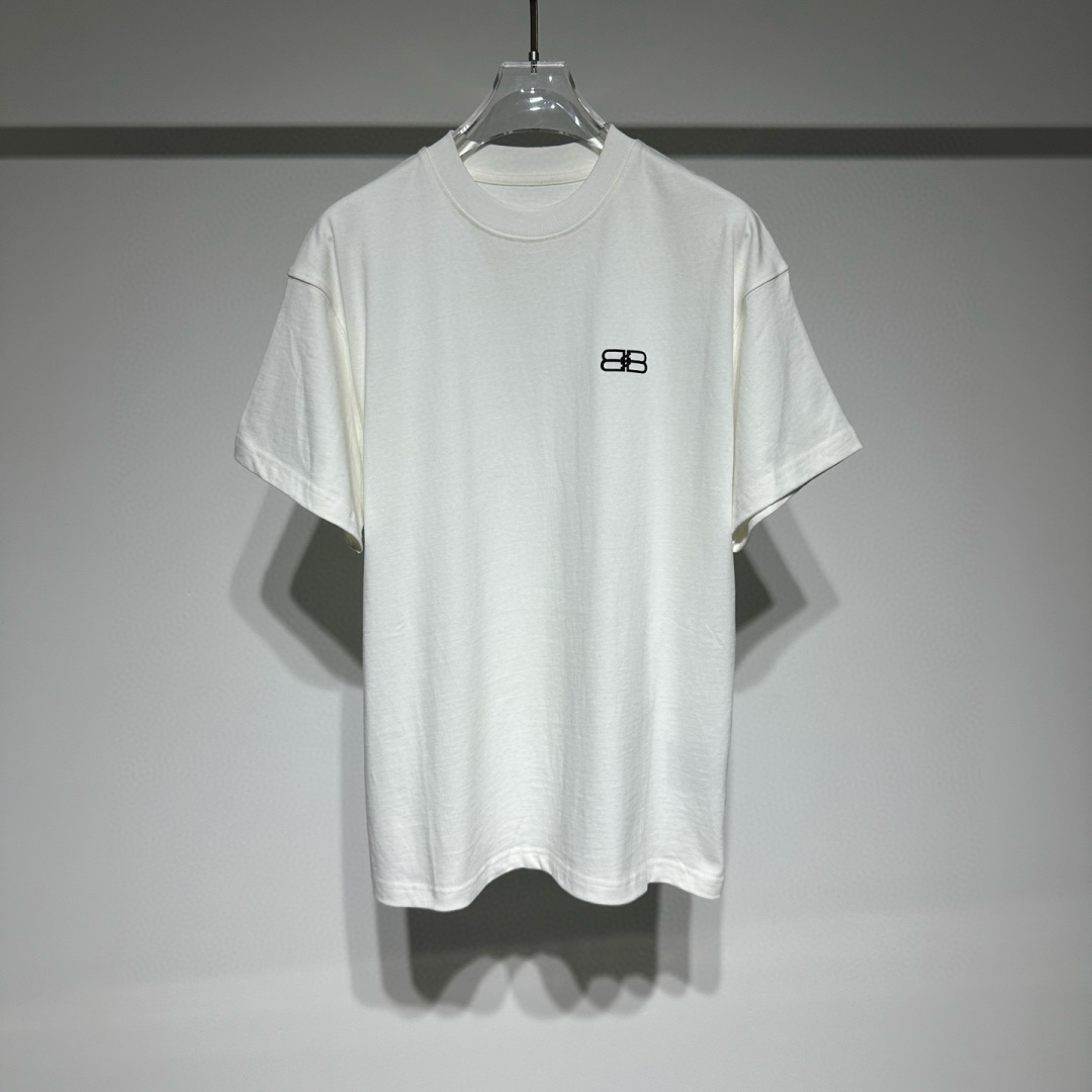 BALENCIAGA巴黎世家时尚休闲圆领短袖T恤！宽松版型纯棉材质！品牌字母logo立体印花工艺！定制面