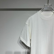 BALENCIAGA巴黎世家时尚休闲圆领短袖T恤!宽松版型纯棉材质!品牌字母logo立体印花工艺!定制面 BALENCIAGA巴黎世家时尚休闲圆领短袖T恤!宽松版型纯棉材质!品牌字母logo立体印花工艺!定制面
