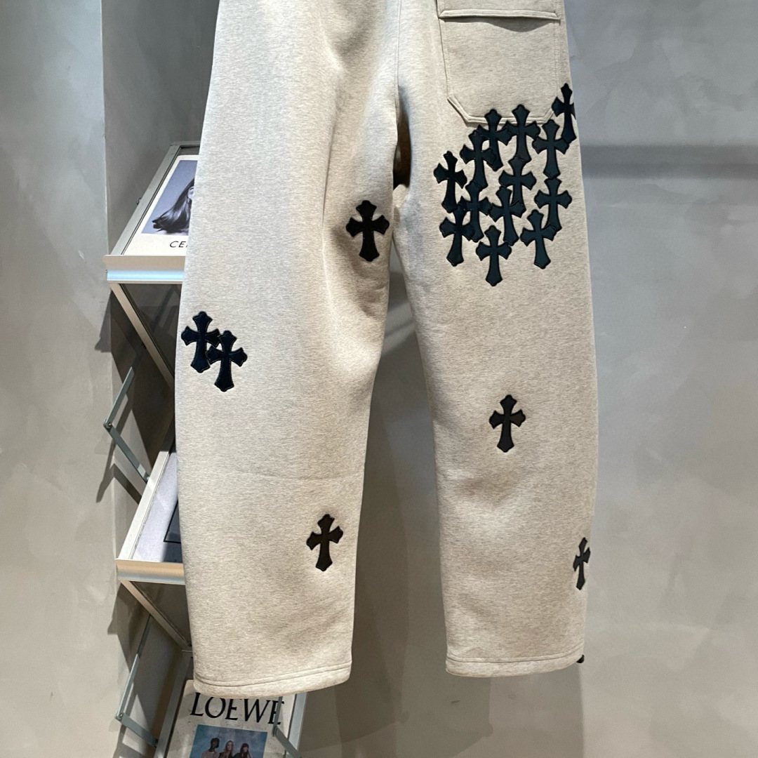 克罗心🌟秋冬新款设计感潮流直筒休闲裤🆕采用优质面料，具有质感，松紧腰带设计，超级时尚洋气！码数：S-3X