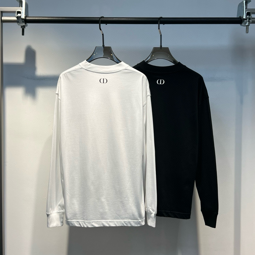 新款秋冬长袖🆕颜色：黑，白码数：S-XL款号：7002