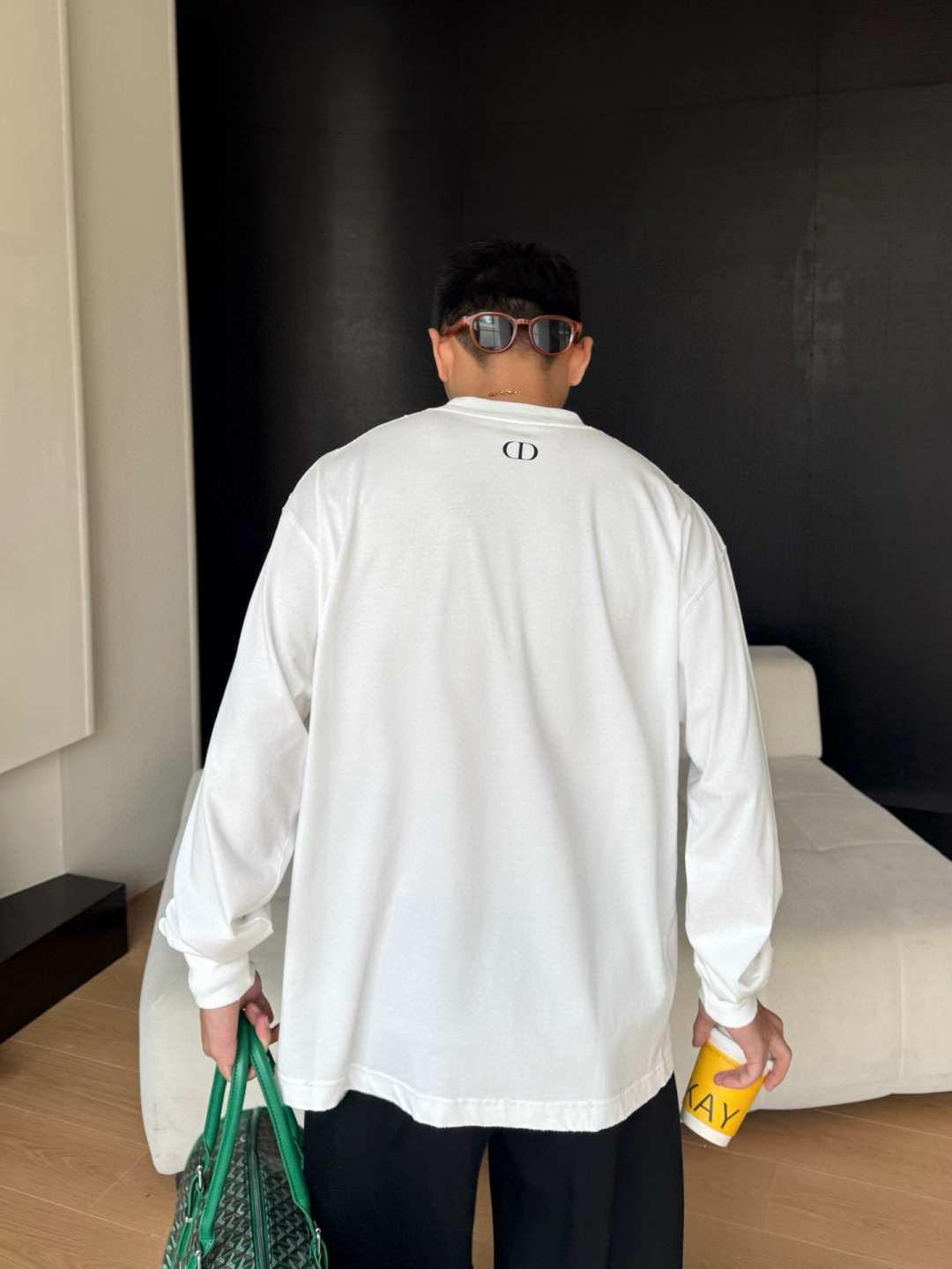 新款秋冬长袖🆕颜色：黑，白码数：S-XL款号：7002