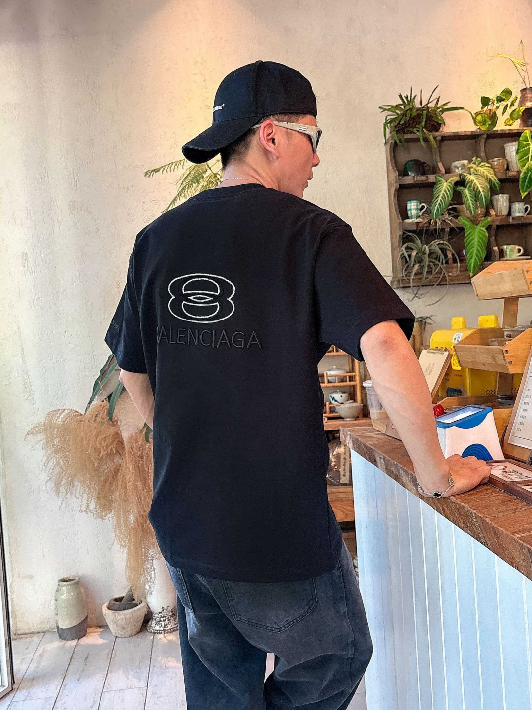 25新款磨毛短袖阔版T恤颜色：黑，白，灰尺码：XS-XL