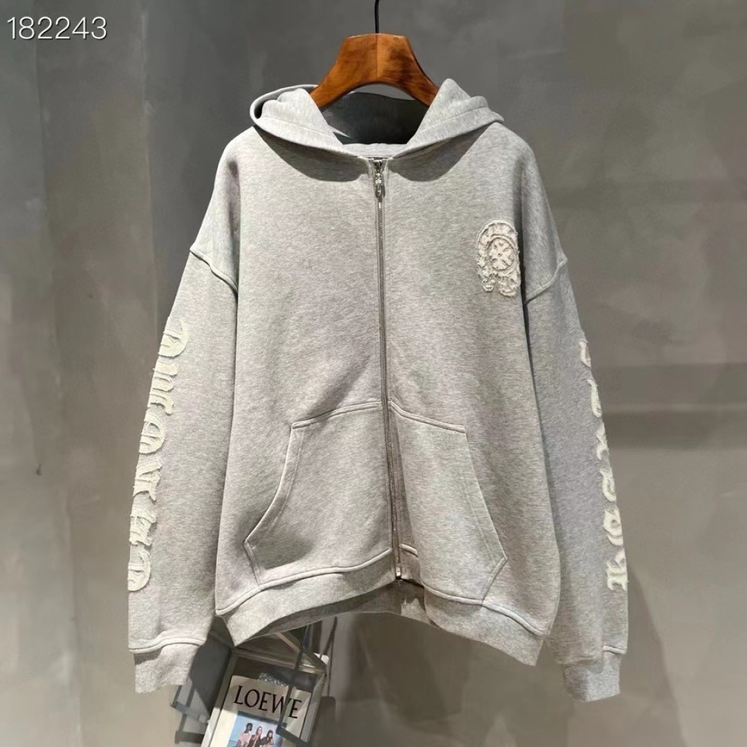 克罗心🌟新款秋冬烧花连帽厚款外套🆕采用定做面料，手感细腻，搭配品牌标识，超级时尚洋气！码数：S-XL男女