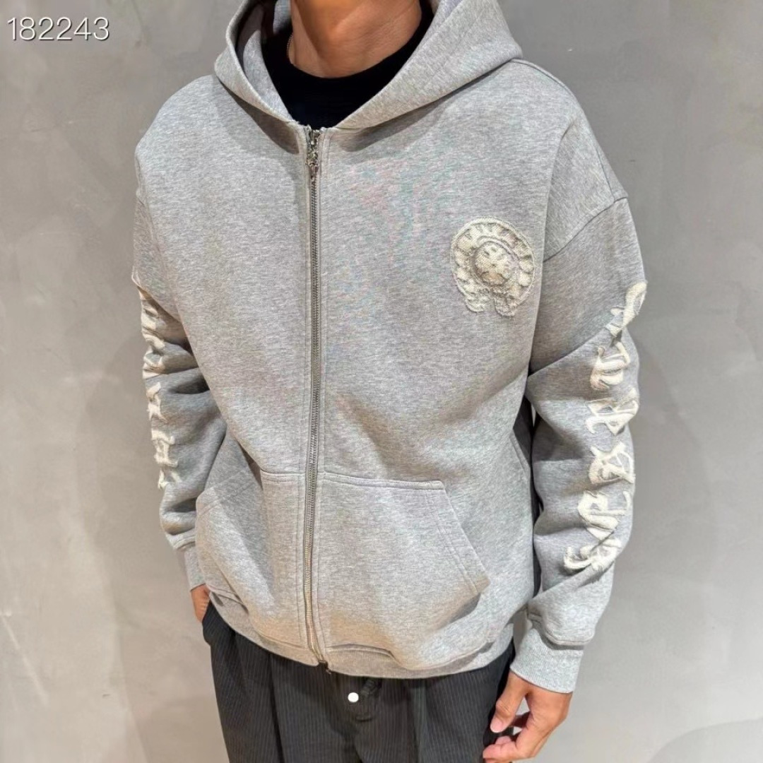 克罗心🌟新款秋冬烧花连帽厚款外套🆕采用定做面料，手感细腻，搭配品牌标识，超级时尚洋气！码数：S-XL男女