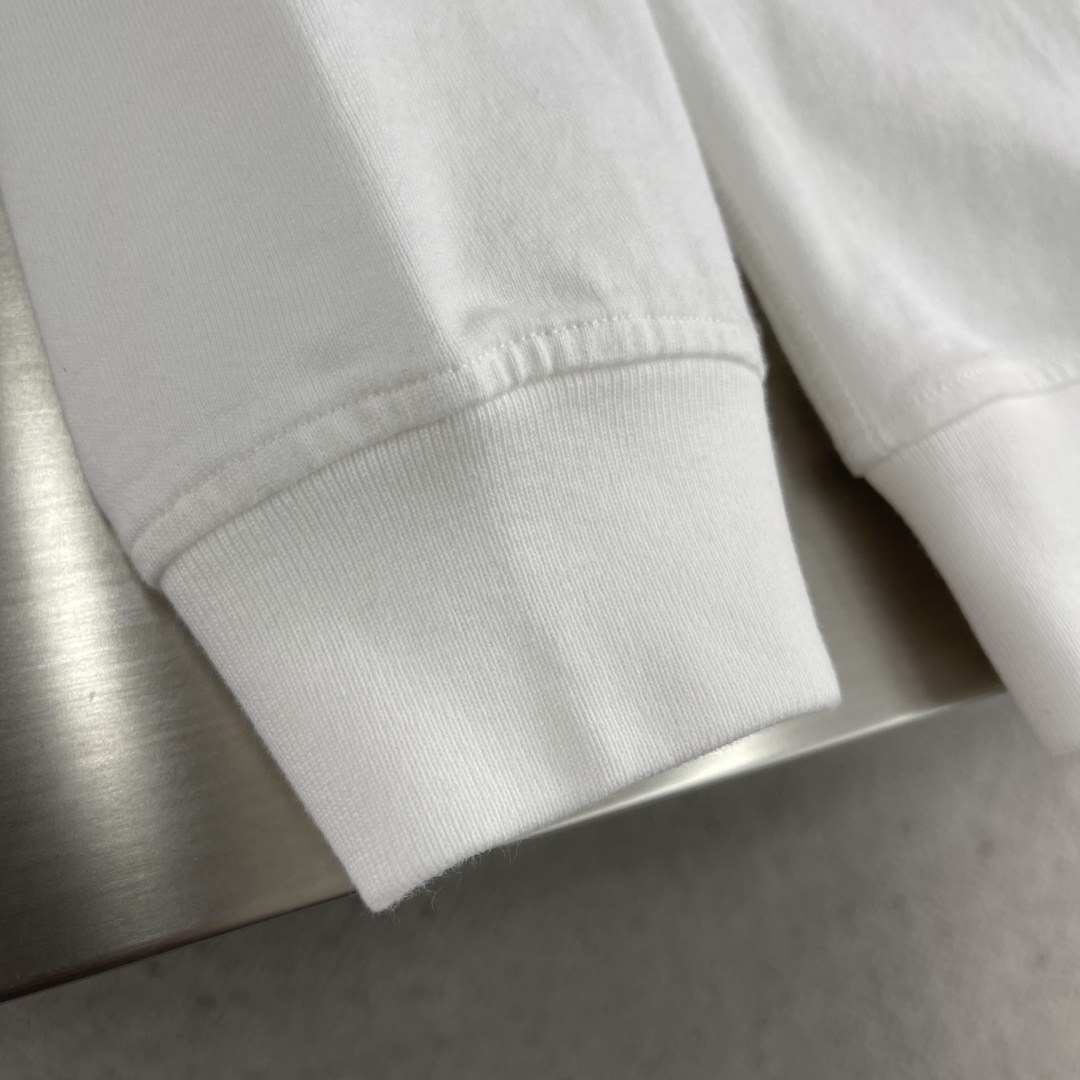 Stone Island 2025秋冬系列休闲卫衣码数：M-5XL 微阔版型重磅强捻双纱，拥有粗犷的纱结