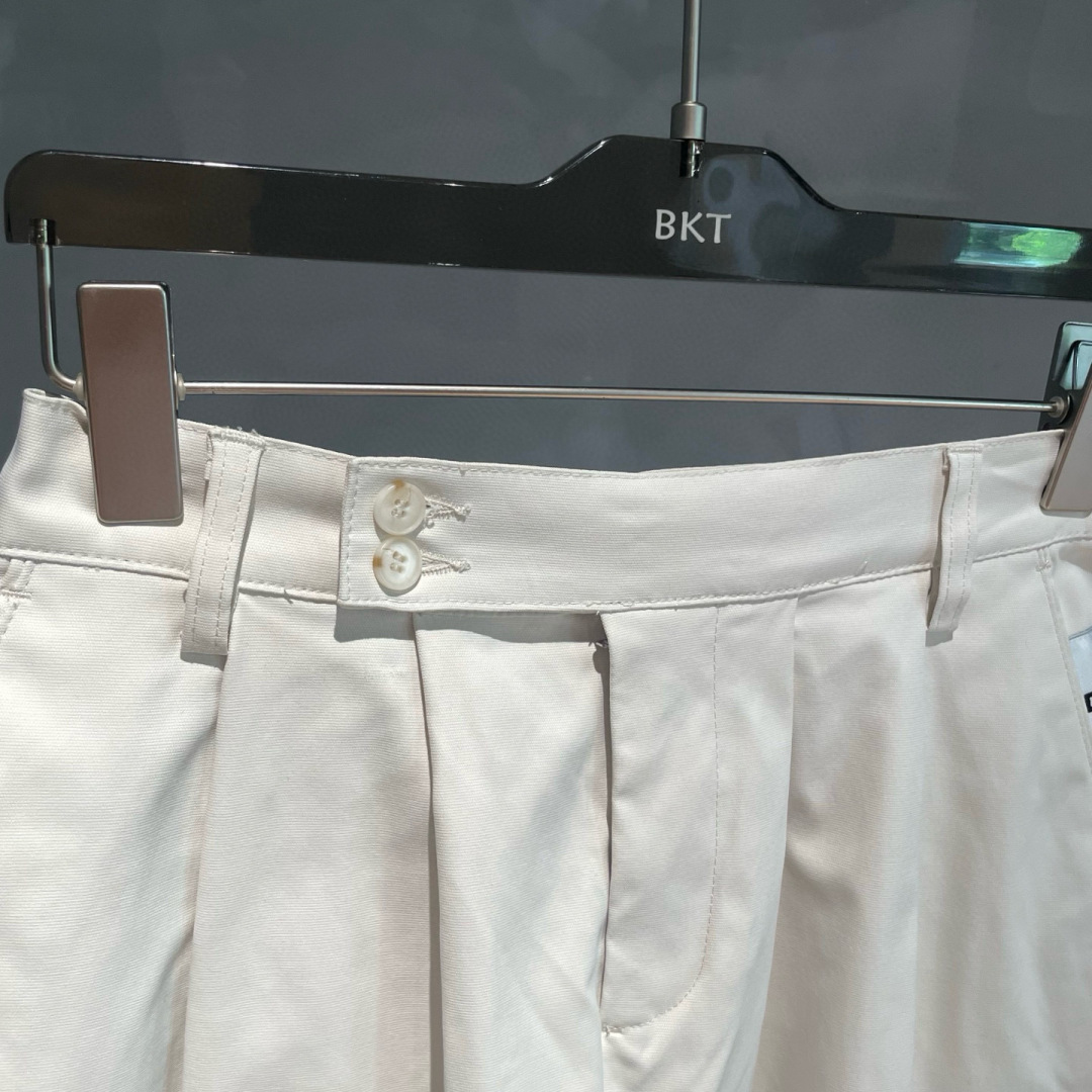 JIL🌟早秋新款休闲工装裤🆕采用优质面料，具有质感，超级时尚洋气！码数：M-XL男女同款 （模特185 