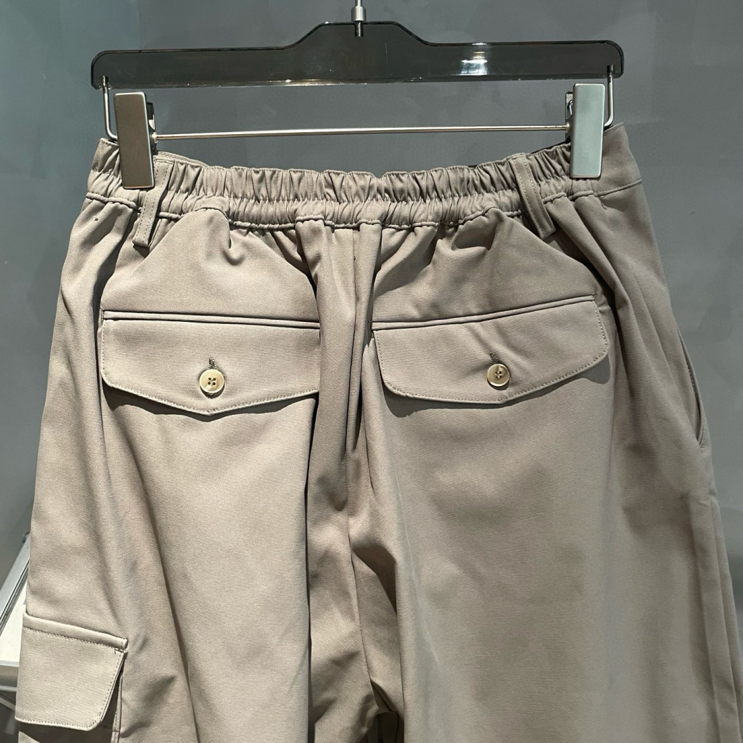 JIL🌟早秋新款休闲工装裤🆕采用优质面料，具有质感，超级时尚洋气！码数：M-XL男女同款 （模特185 