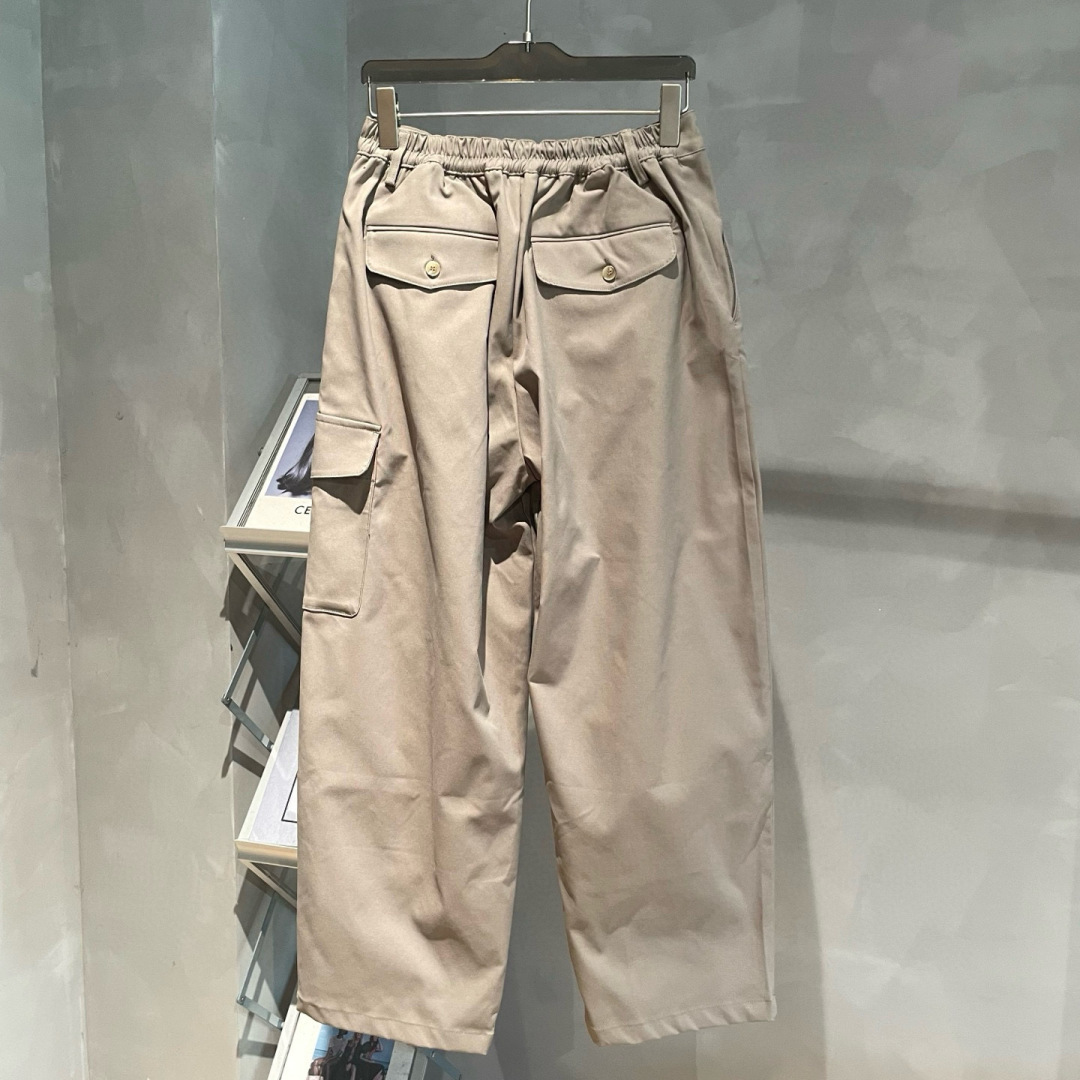 JIL🌟早秋新款休闲工装裤🆕采用优质面料，具有质感，超级时尚洋气！码数：M-XL男女同款 （模特185 