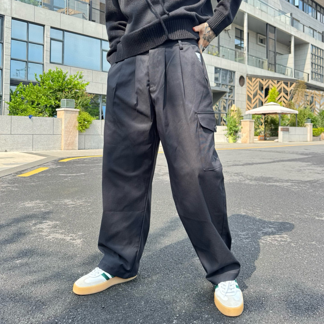 JIL🌟早秋新款休闲工装裤🆕采用优质面料，具有质感，超级时尚洋气！码数：M-XL男女同款 （模特185 