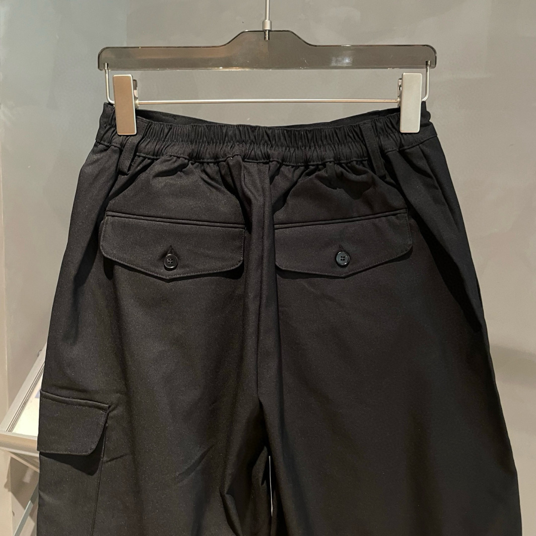 JIL🌟早秋新款休闲工装裤🆕采用优质面料，具有质感，超级时尚洋气！码数：M-XL男女同款 （模特185 