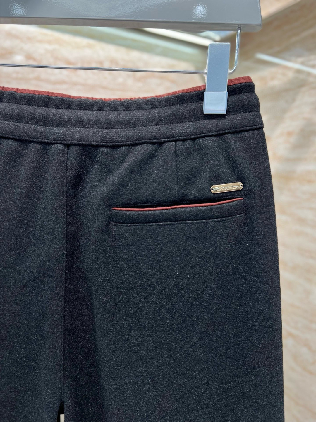 lP🆕 𝟏𝟗𝟖𝟎秋冬上新高订轻奢休闲裤 现货供应 天丝+桑蚕丝+羊毛面料 抗皱免烫 舒适0压感 贴肤穿着