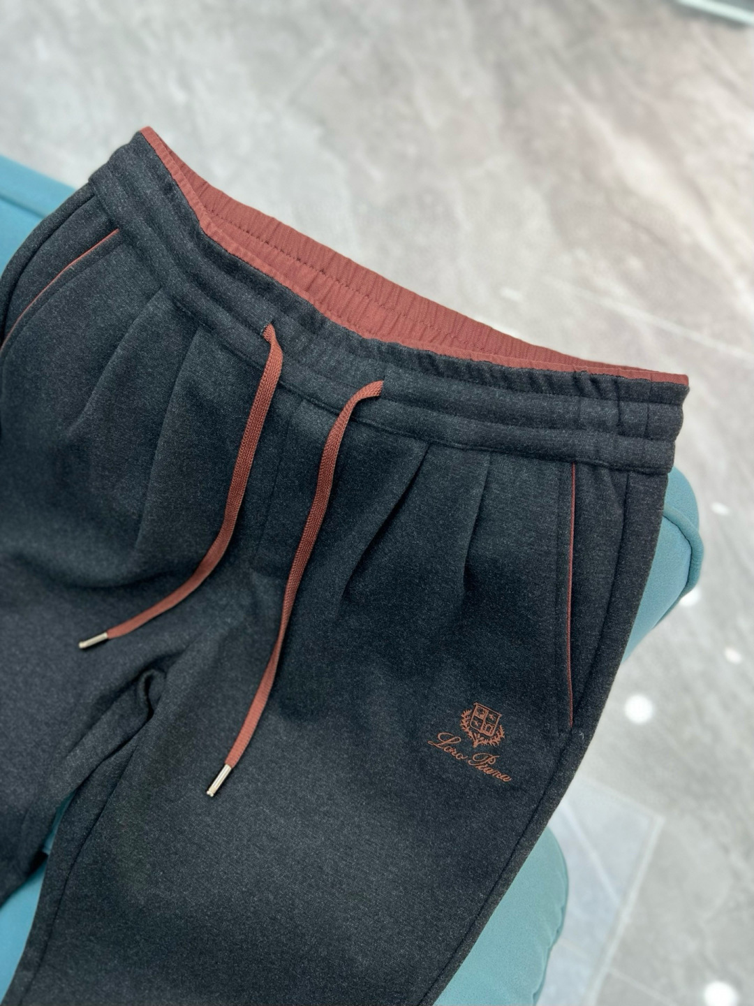 lP🆕 𝟏𝟗𝟖𝟎秋冬上新高订轻奢休闲裤 现货供应 天丝+桑蚕丝+羊毛面料 抗皱免烫 舒适0压感 贴肤穿着