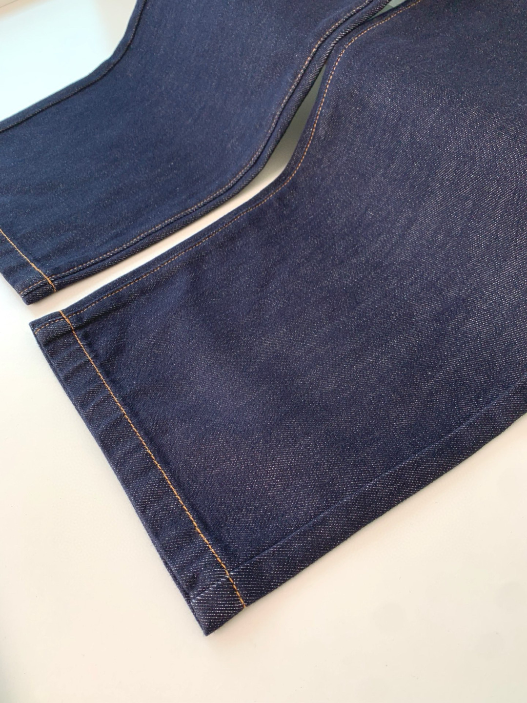 mon 2025秋冬系列牛仔长裤-码数：M-3XL 休闲直筒裤 面料采用活性染色牛仔布制成手感好，面料密