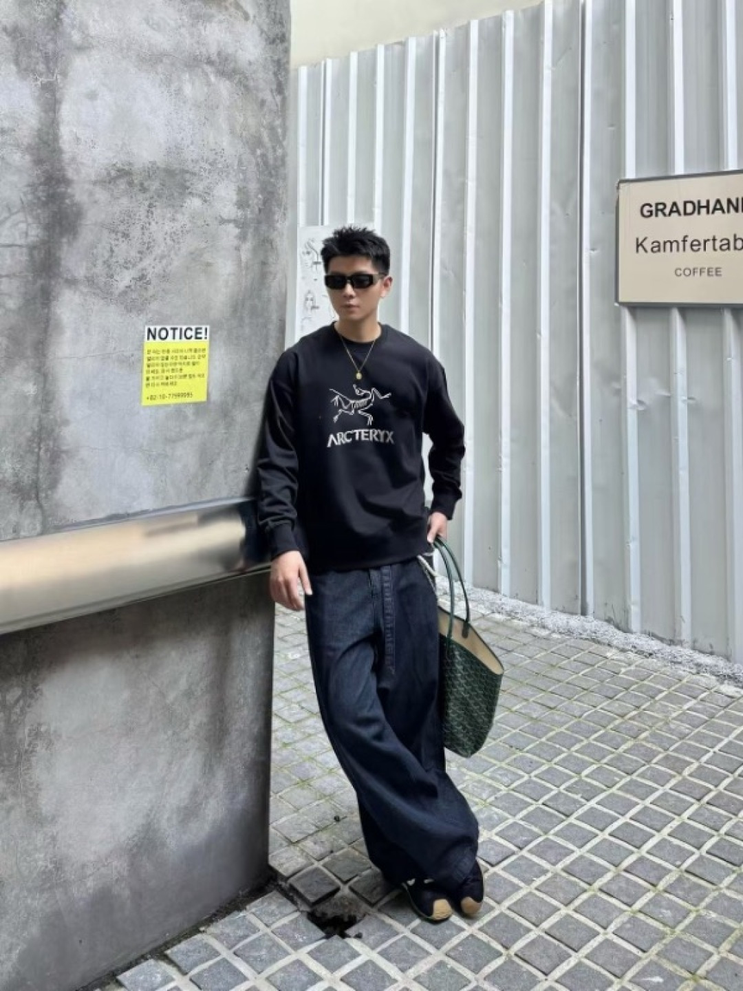 ARC'TERYX小鸟*2025秋冬新款 个性logo绣花 定制面料400g 圆领卫衣 男女同款尺码：S