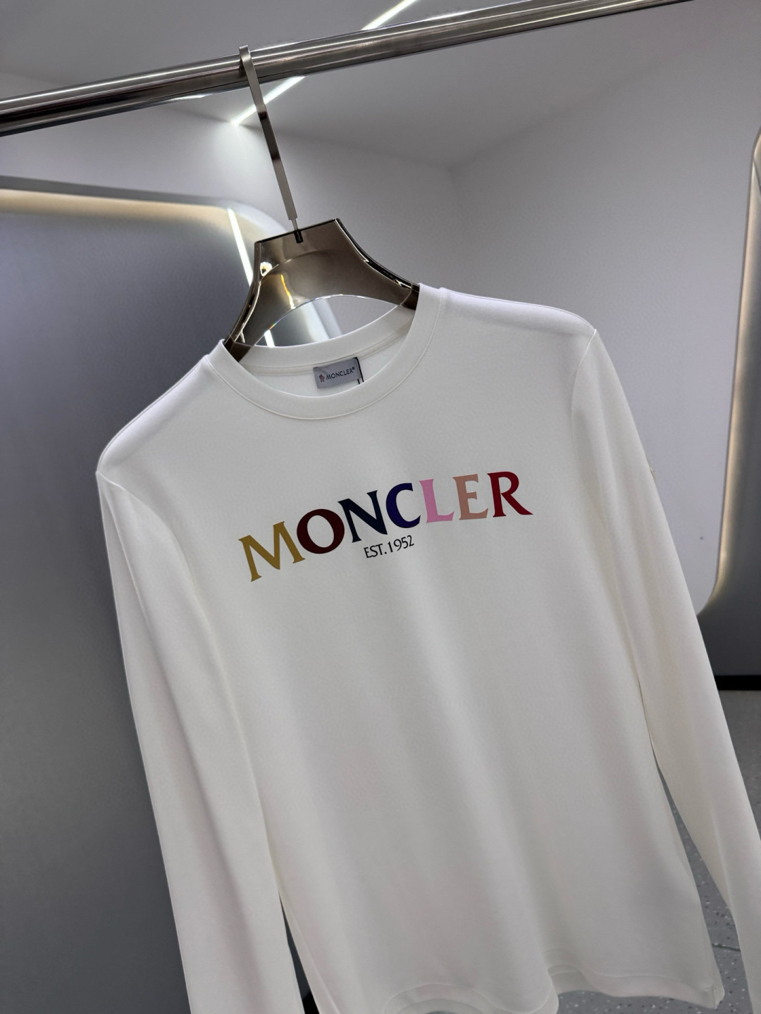 MK2025早秋新品长袖T恤衫；定制260克高密水柔棉，市场上无法媲美的一款定制面料，非常的舒适柔软并且