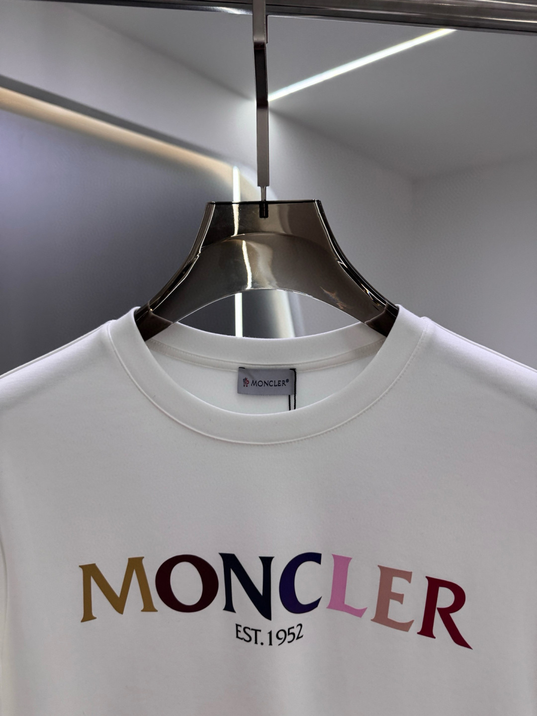 MK2025早秋新品长袖T恤衫；定制260克高密水柔棉，市场上无法媲美的一款定制面料，非常的舒适柔软并且