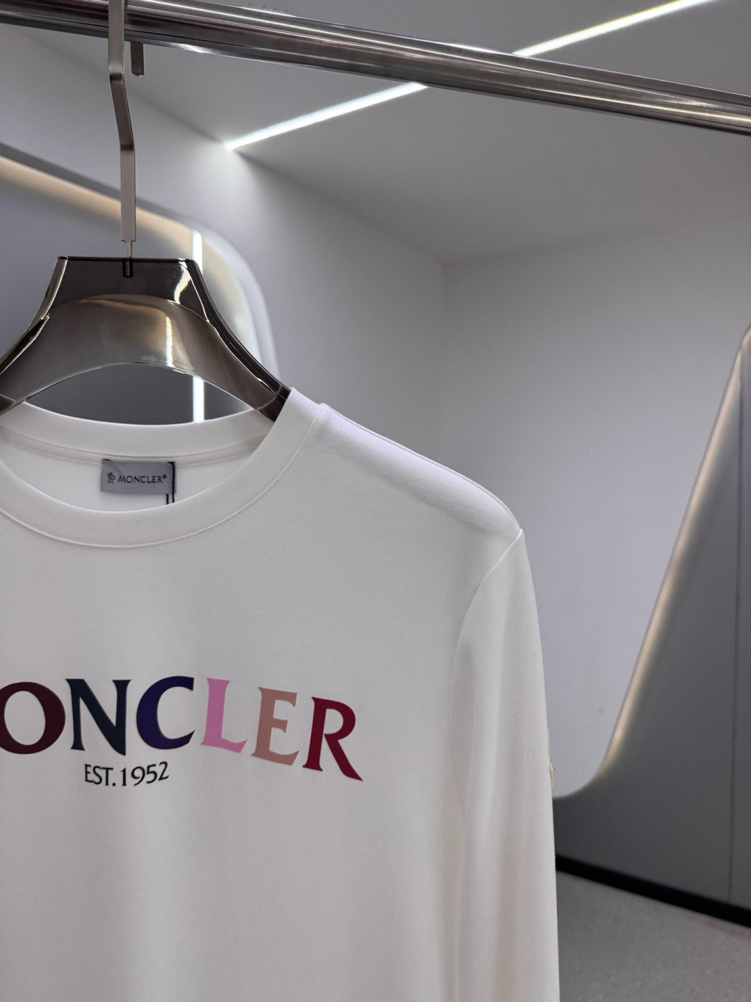 MK2025早秋新品长袖T恤衫；定制260克高密水柔棉，市场上无法媲美的一款定制面料，非常的舒适柔软并且