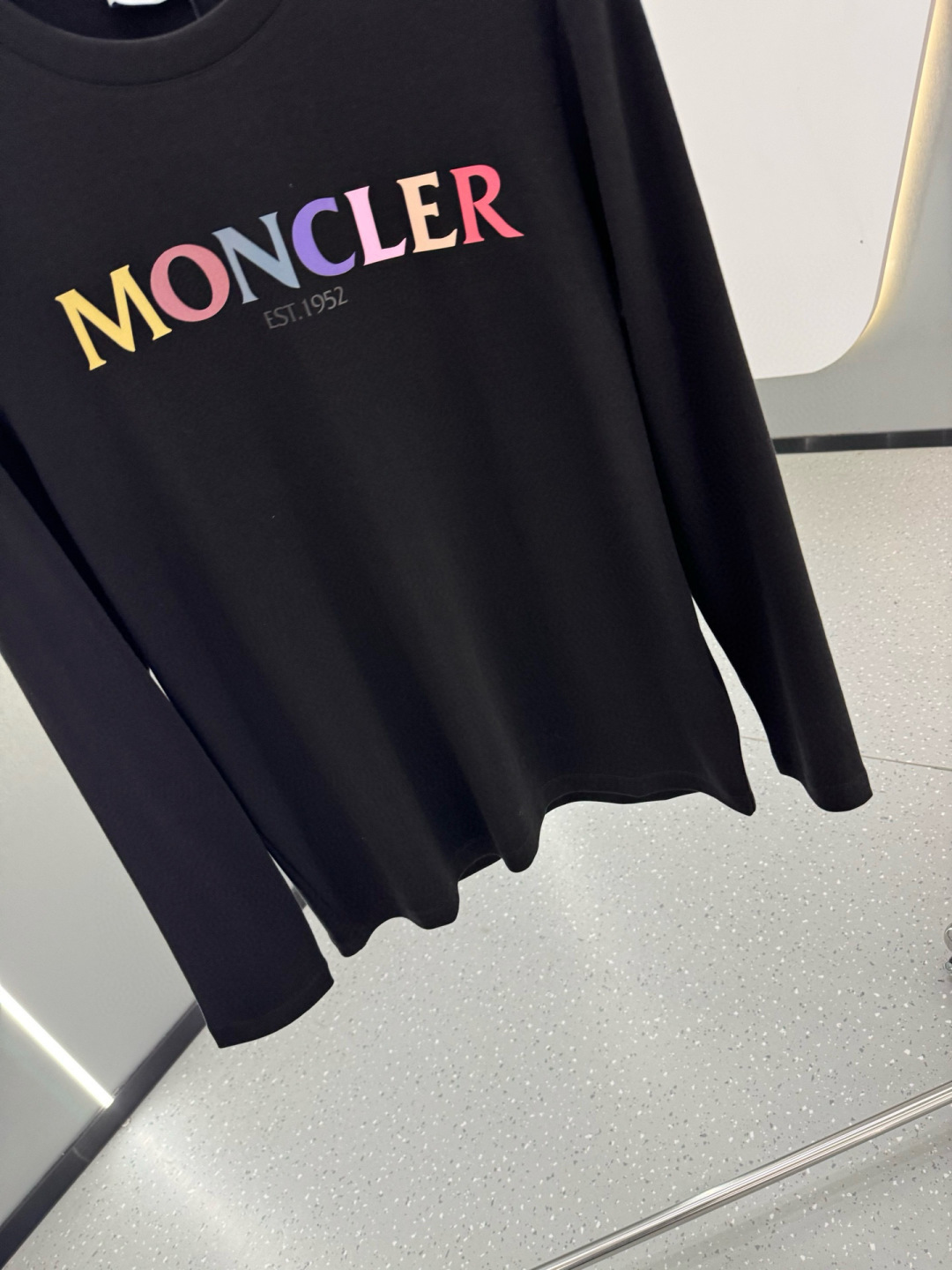 MK2025早秋新品长袖T恤衫；定制260克高密水柔棉，市场上无法媲美的一款定制面料，非常的舒适柔软并且