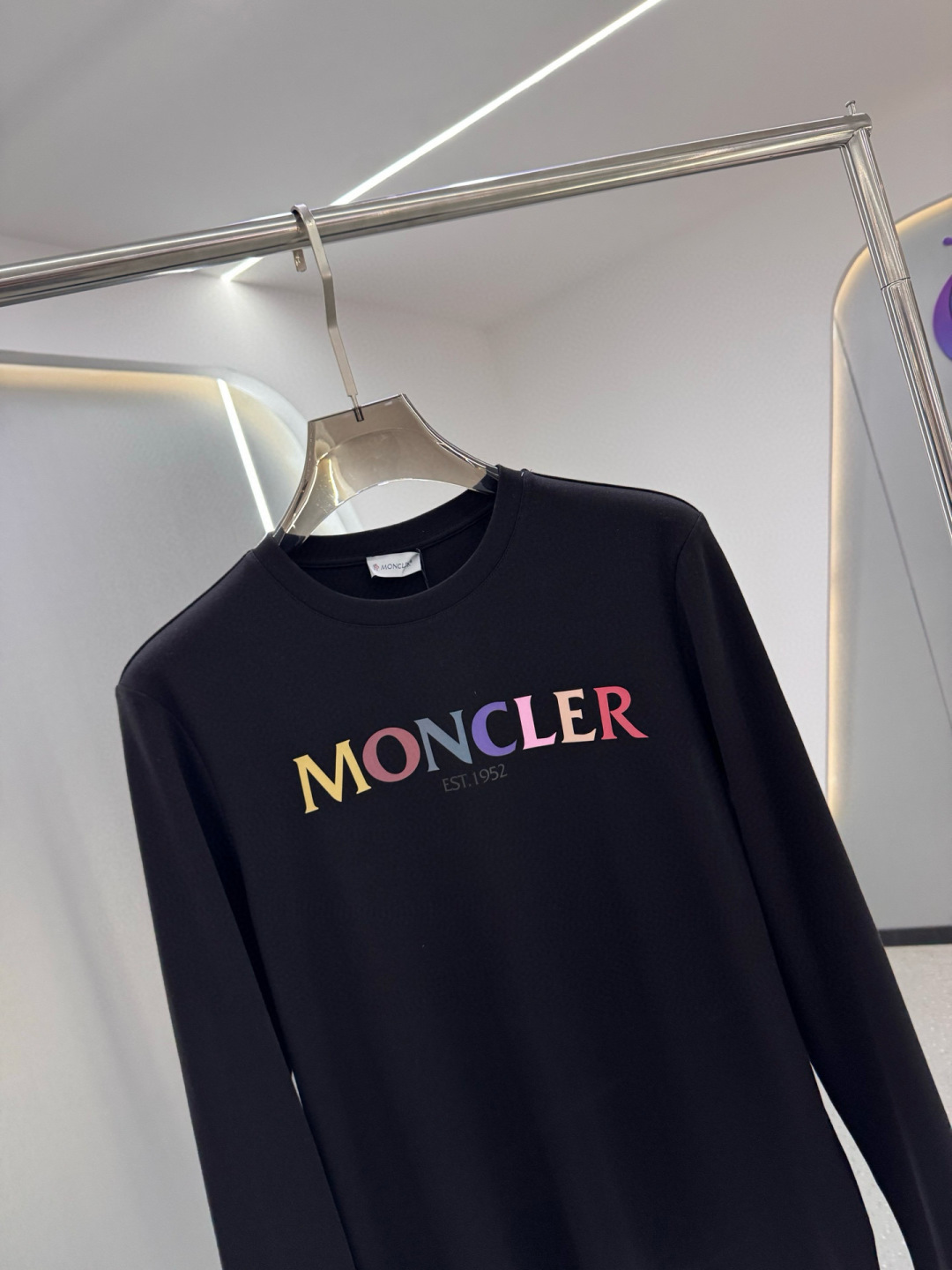 MK2025早秋新品长袖T恤衫；定制260克高密水柔棉，市场上无法媲美的一款定制面料，非常的舒适柔软并且