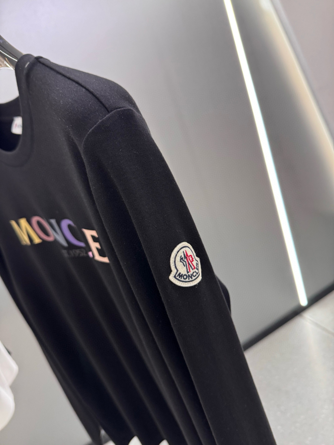 MK2025早秋新品长袖T恤衫；定制260克高密水柔棉，市场上无法媲美的一款定制面料，非常的舒适柔软并且