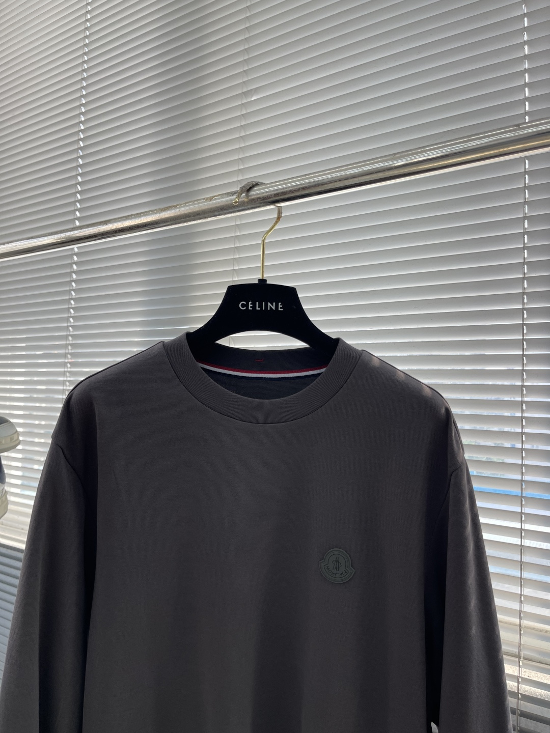 mon 2025秋冬系列打底长袖T恤码数：M-5XL 微阔长袖T潮流罗马磨毛。面料表面刷毛做磨毛工艺与特