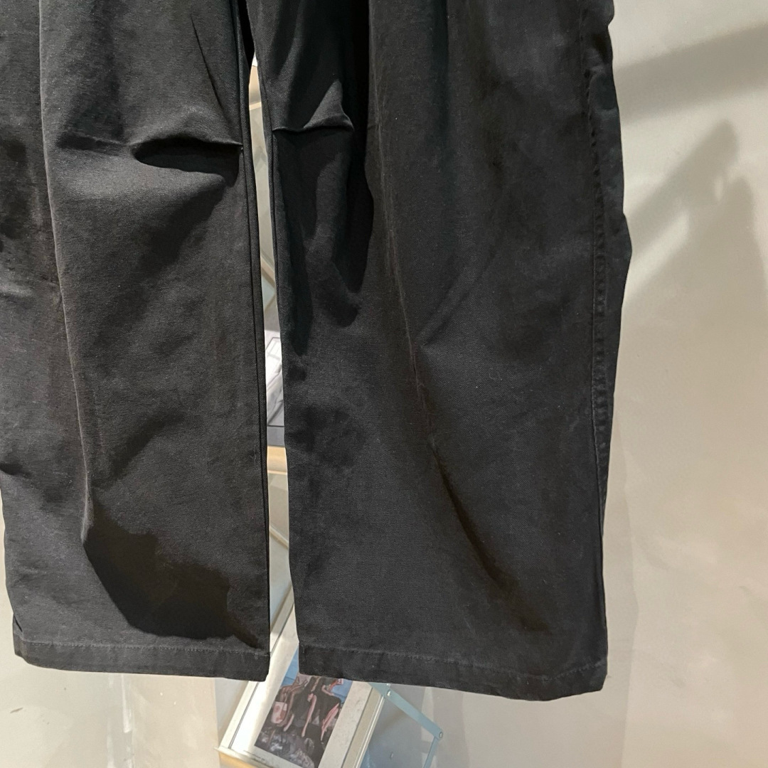 YMM🌟秋冬新款休闲裤🆕采用优质面料，具有质感，松紧腰带拼接设计，超级时尚洋气！码数：S-2XL 男女同