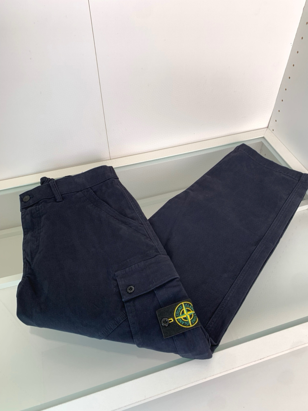 石头岛25Ｓ秋冬新品推荐 高街休闲直筒休闲卫裤 腰围松紧设计包容性十足 设计感强 两侧工装口袋+经典lo