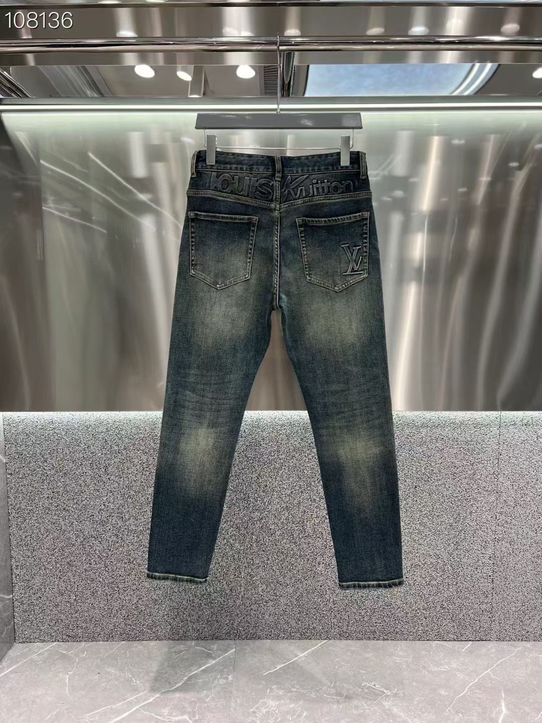 𝟐𝟎𝟐𝟓秋冬上新驴家高订欧货牛仔 现货供应 高端精梳棉面料 纳米洗洗码数: 𝟐𝟗-𝟑𝟖