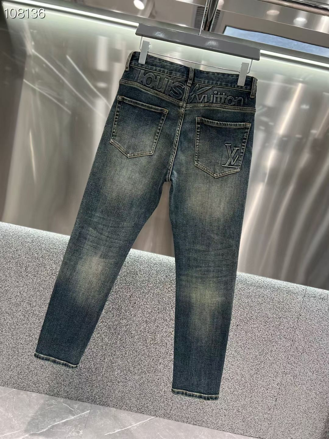 𝟐𝟎𝟐𝟓秋冬上新驴家高订欧货牛仔 现货供应 高端精梳棉面料 纳米洗洗码数: 𝟐𝟗-𝟑𝟖