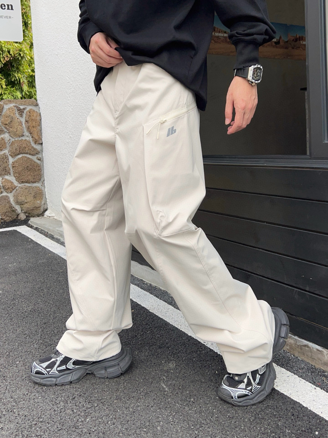 秋季裤子🆕颜色：黑，杏码数：M-3XL