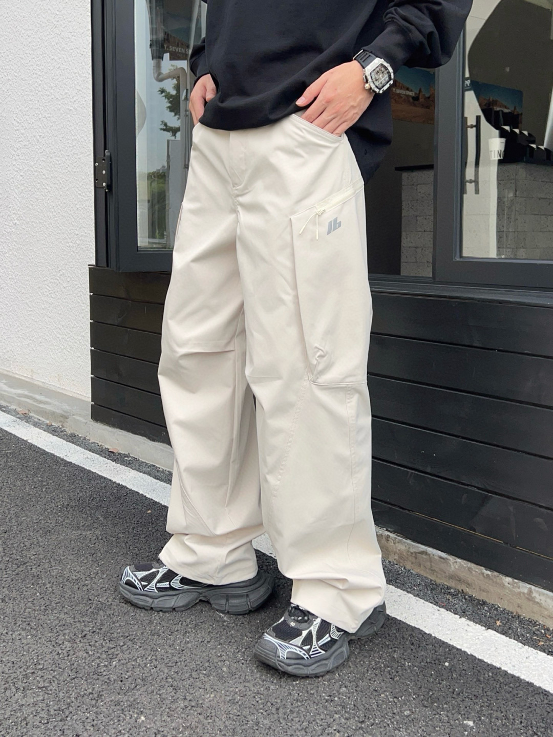 秋季裤子🆕颜色：黑，杏码数：M-3XL