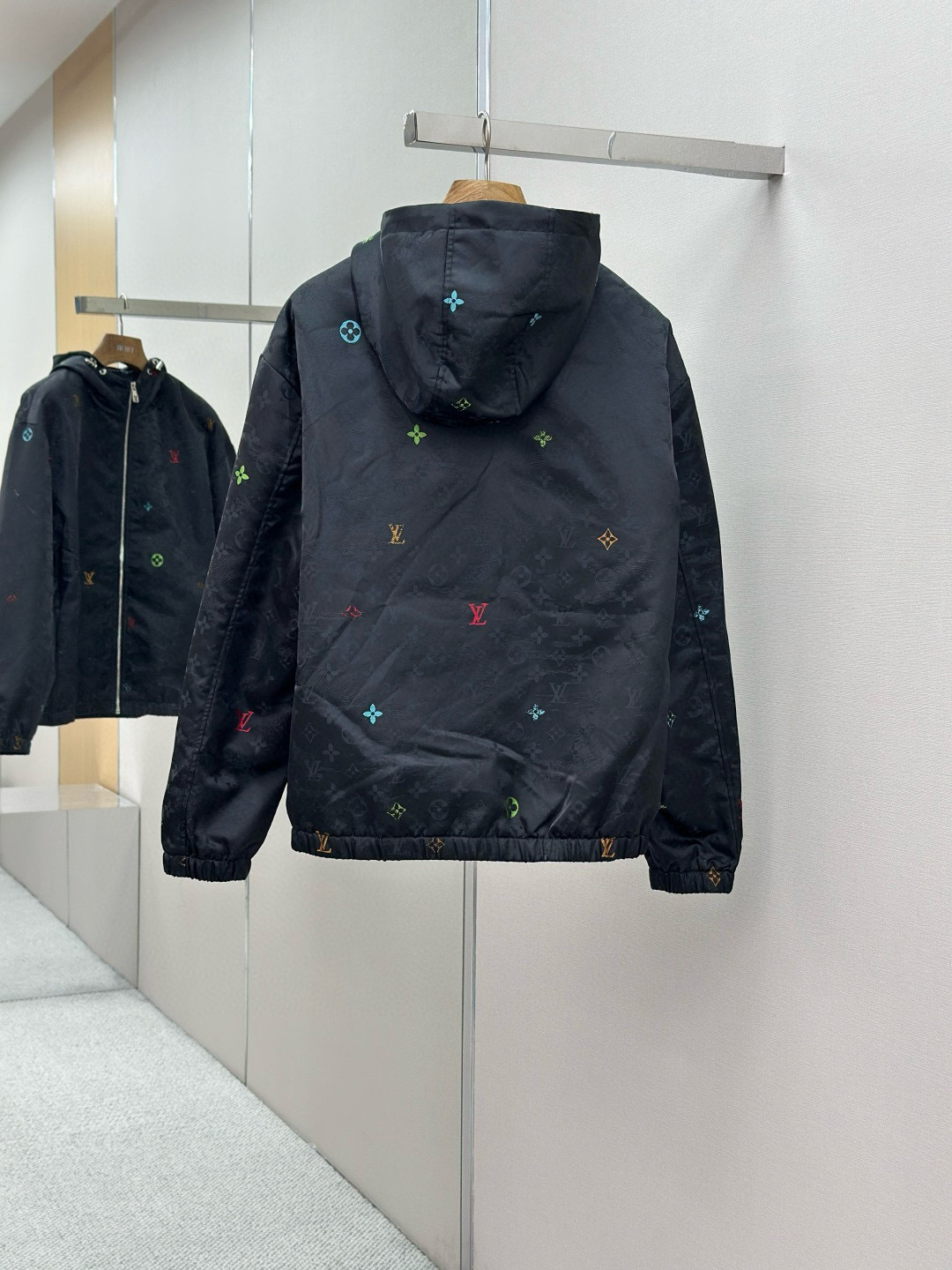 LV 官网同款，三标齐全！2025秋冬新款男士夹克外套，时尚休闲高端版本！专柜定制面料 透气舒适度高，细