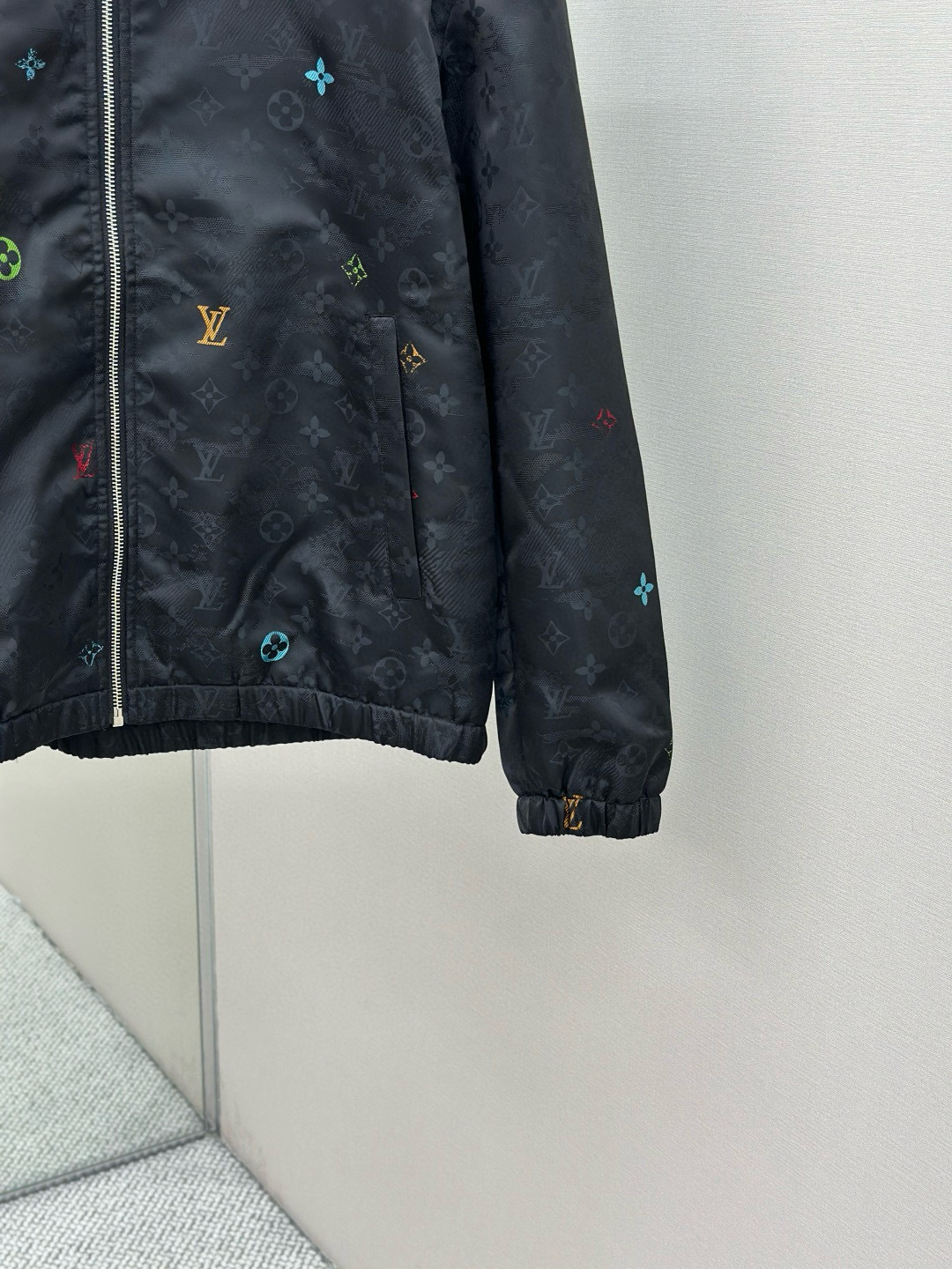 LV 官网同款，三标齐全！2025秋冬新款男士夹克外套，时尚休闲高端版本！专柜定制面料 透气舒适度高，细