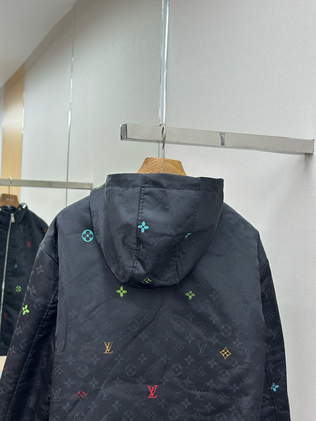 LV 官网同款，三标齐全！2025秋冬新款男士夹克外套，时尚休闲高端版本！专柜定制面料 透气舒适度高，细