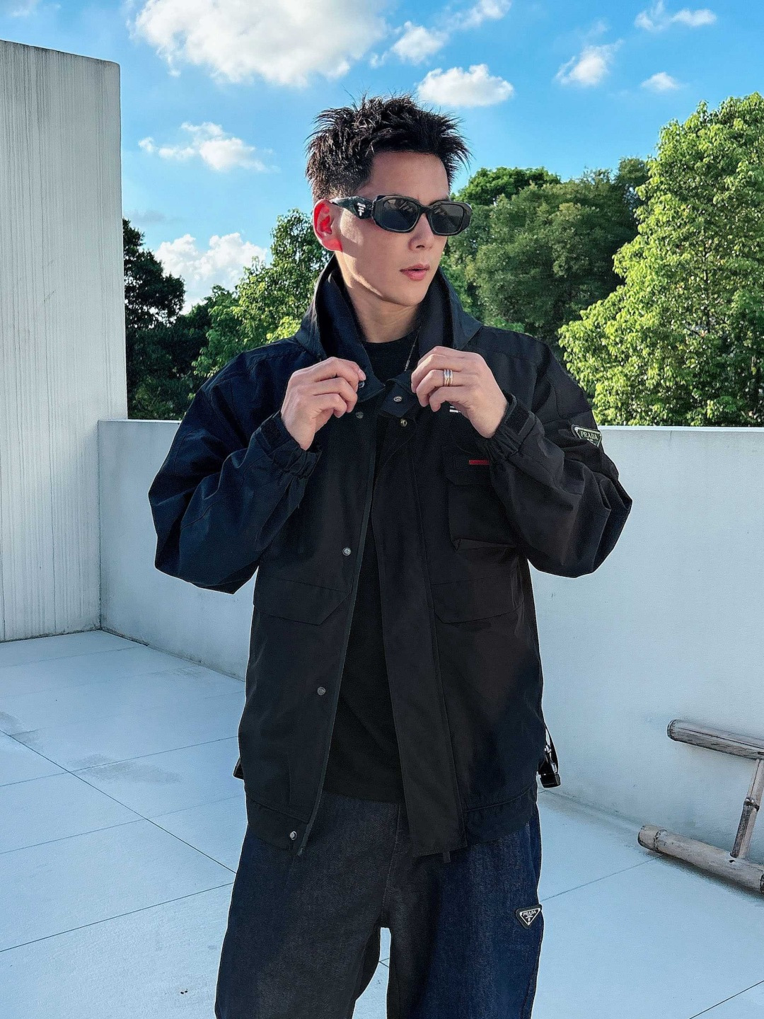 普拉达 官网同款，三标齐全，提前发售 2025ss开秋新款男士夹克外套，原单三标齐全高端版本 专柜定制面