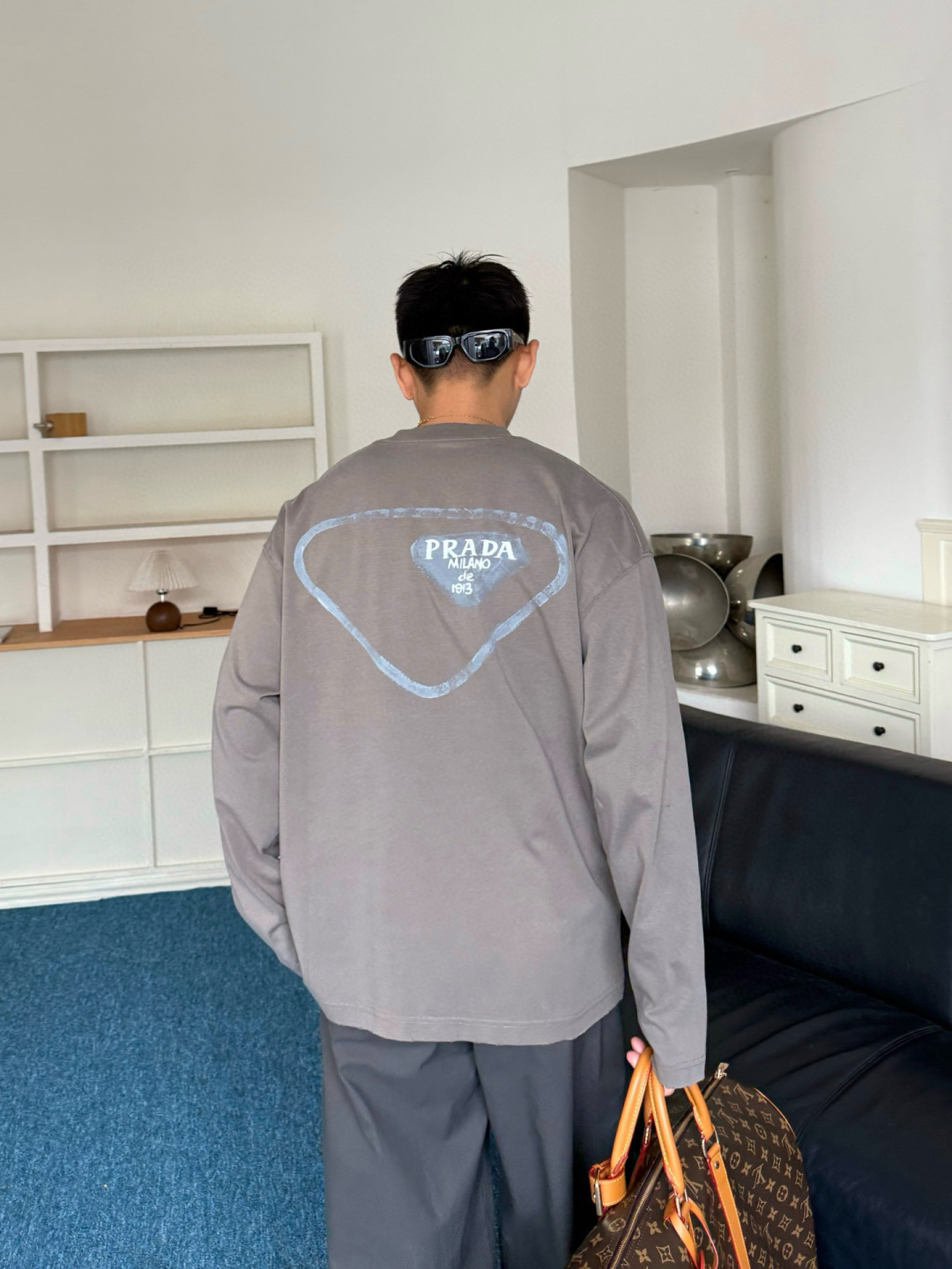 新款秋冬长袖🆕颜色：黑，白，绿码数：S-XL款号：7011