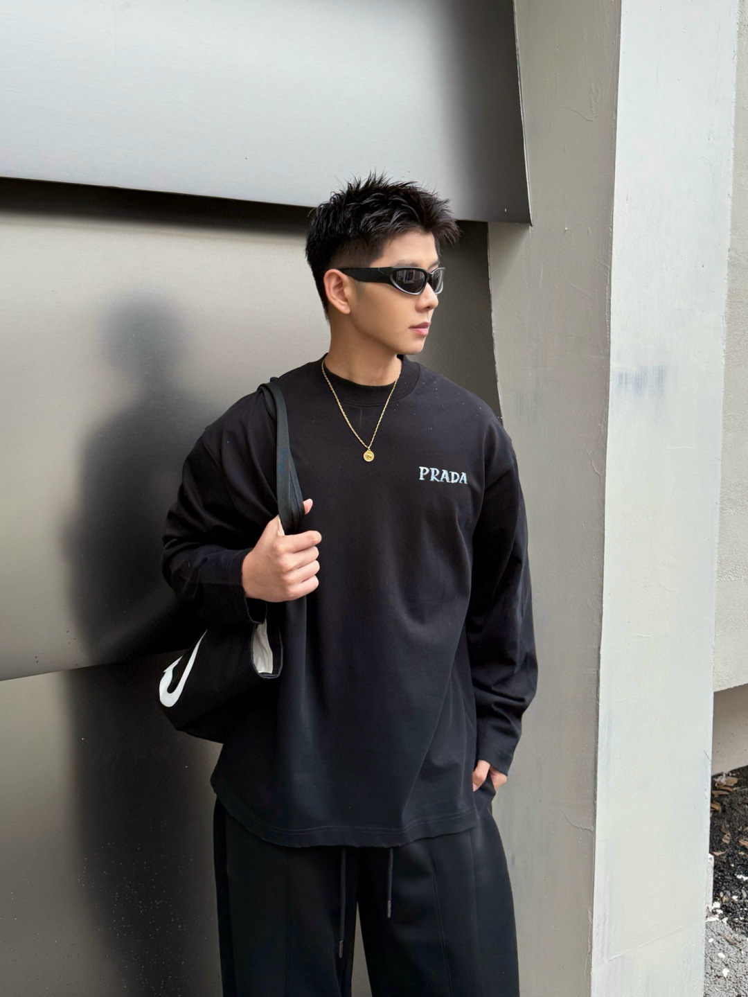 新款秋冬长袖🆕颜色：黑，白，绿码数：S-XL款号：7011