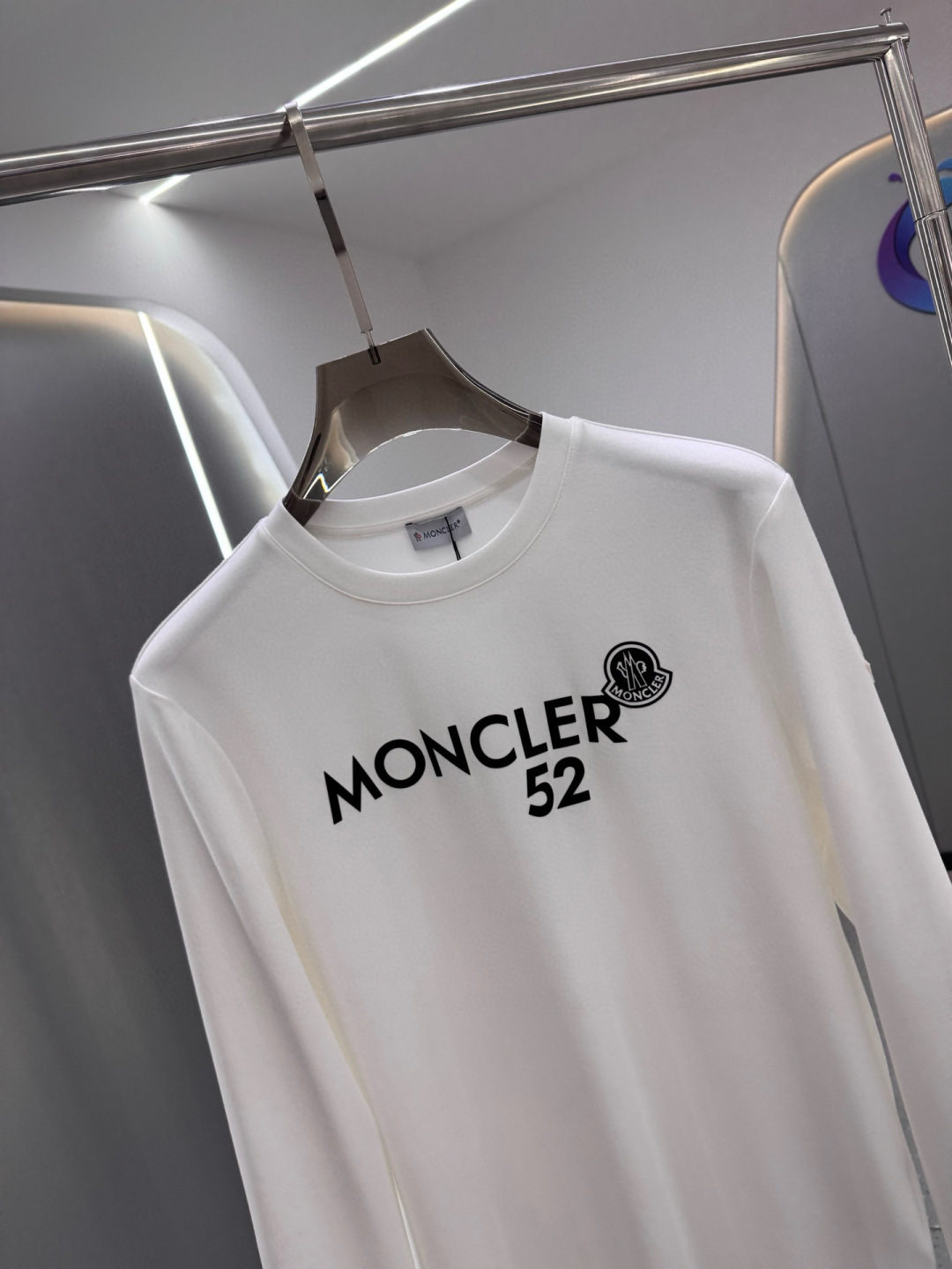 MK 2025早秋新品厚款植绒字母长袖打底T恤；定制260克高密水柔棉面料，胸前植绒工艺字母加标志LOG