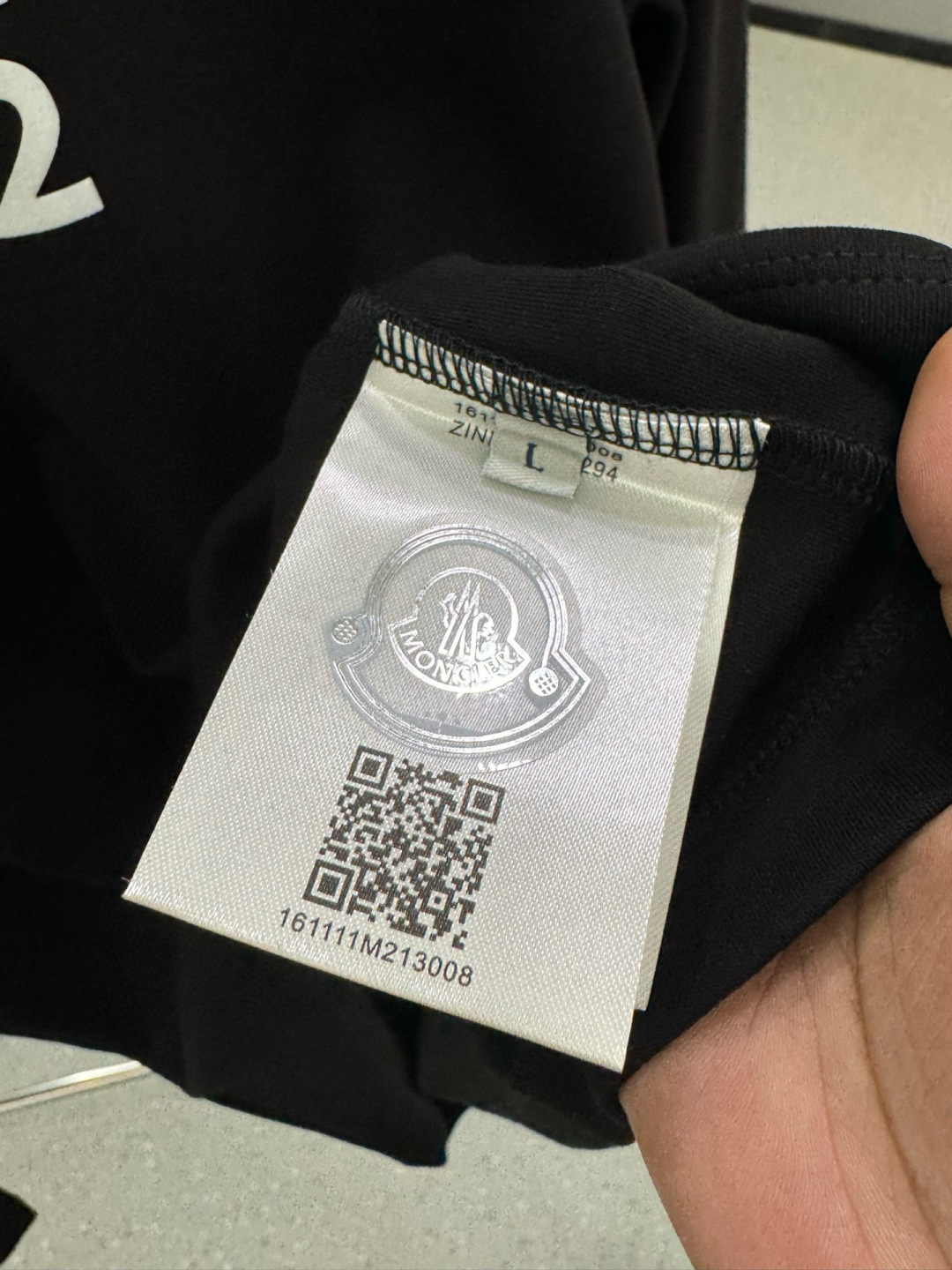 MK 2025早秋新品厚款植绒字母长袖打底T恤；定制260克高密水柔棉面料，胸前植绒工艺字母加标志LOG