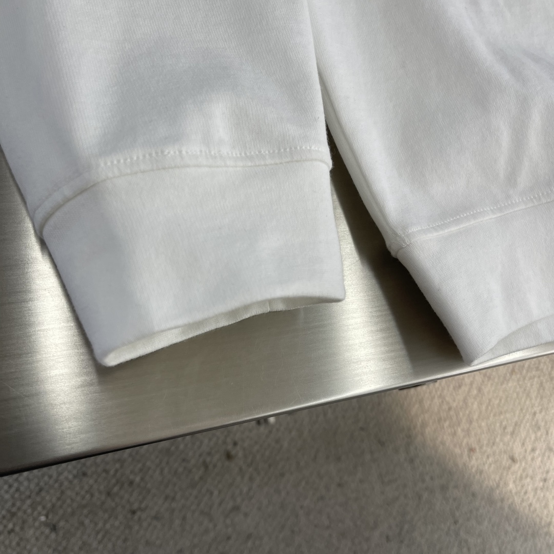 Stone Island 2025fw长T卫衣系列尺码: M-5XL 微闹版型工艺：重磅强捻双纱，拥有粗